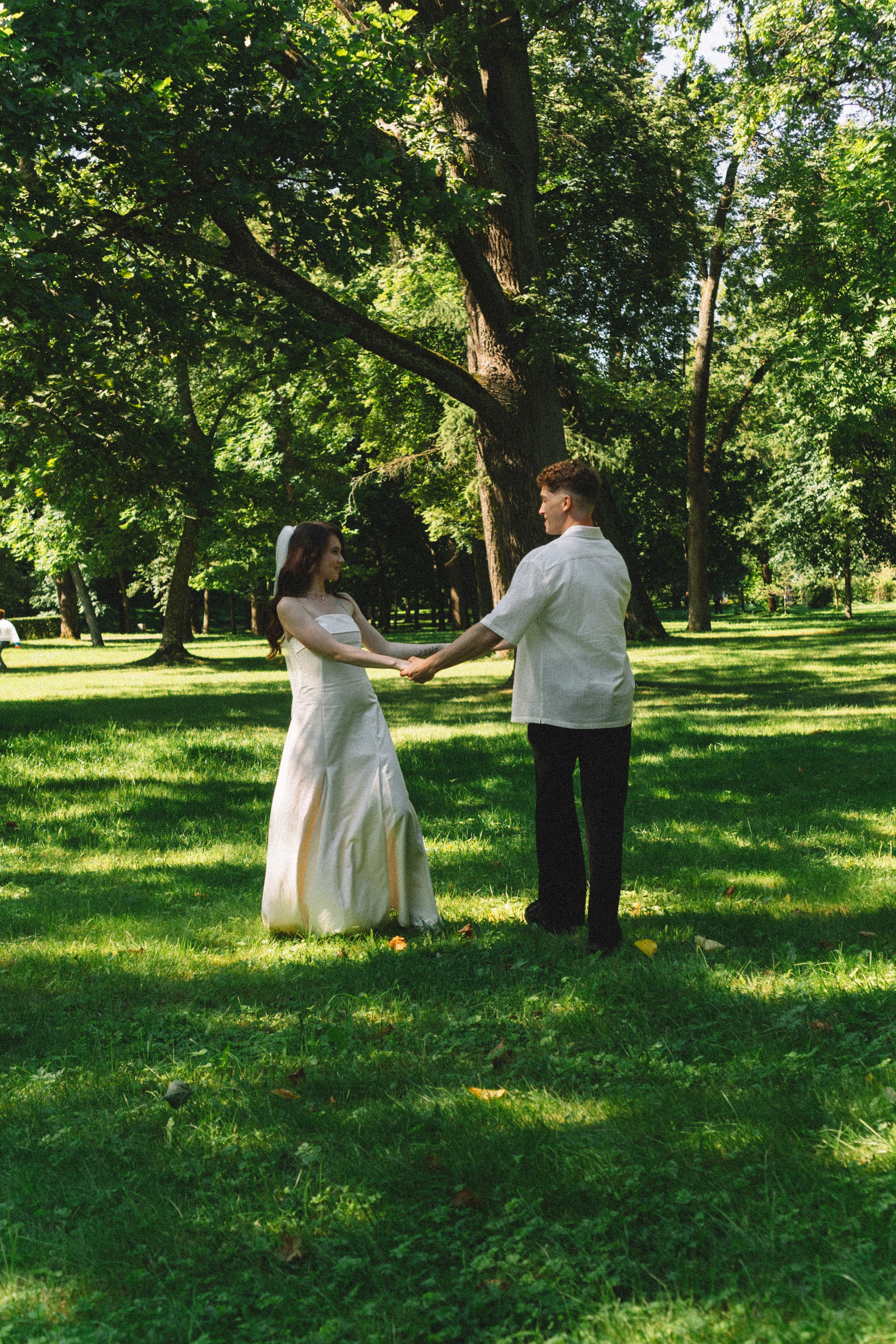 СВАДЕБНАЯ СЬЕМКА В ПЕТЕРГОФЕ И СЬЕМКА РЕПОРТАЖА В ЗАГСЕ ПЕТЕРГОФА. Профессиональный фотограф, Санкт-Петербург — Виктория Богомолова