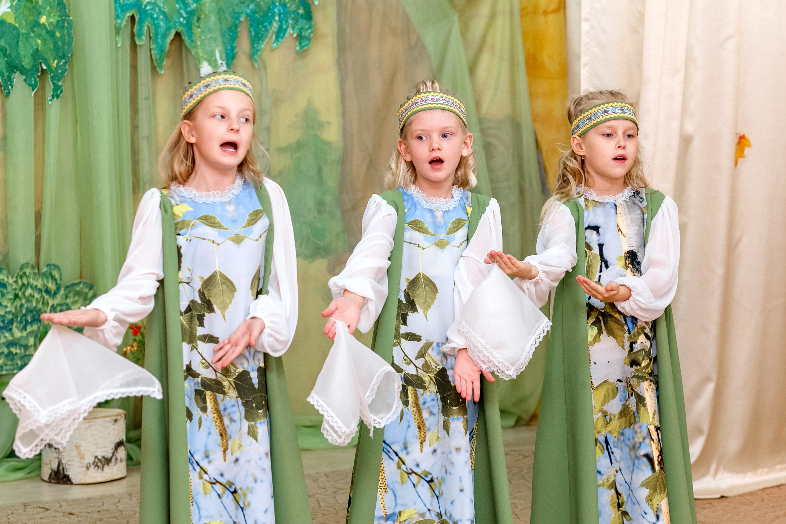 Детский сад \ осенний утренник. Фотограф в  г. Новосибирск