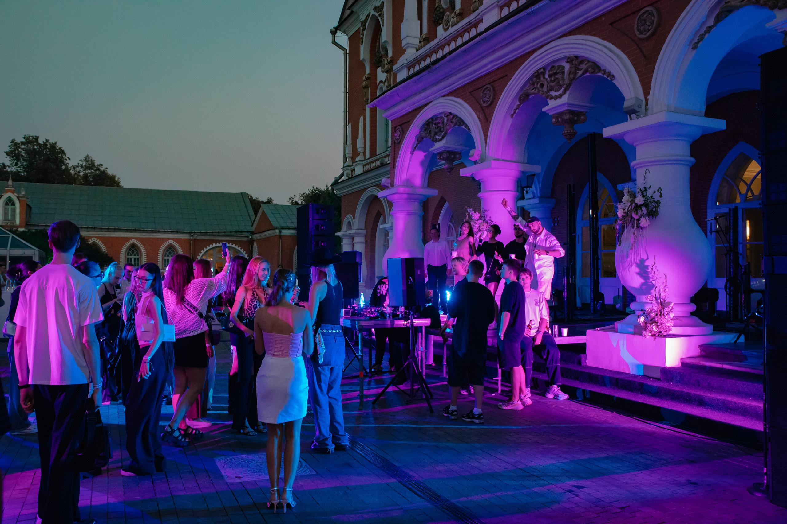 AESTHETIC ONLY в Петровском путевом дворце. Фотограф в Москве Яна Полосина