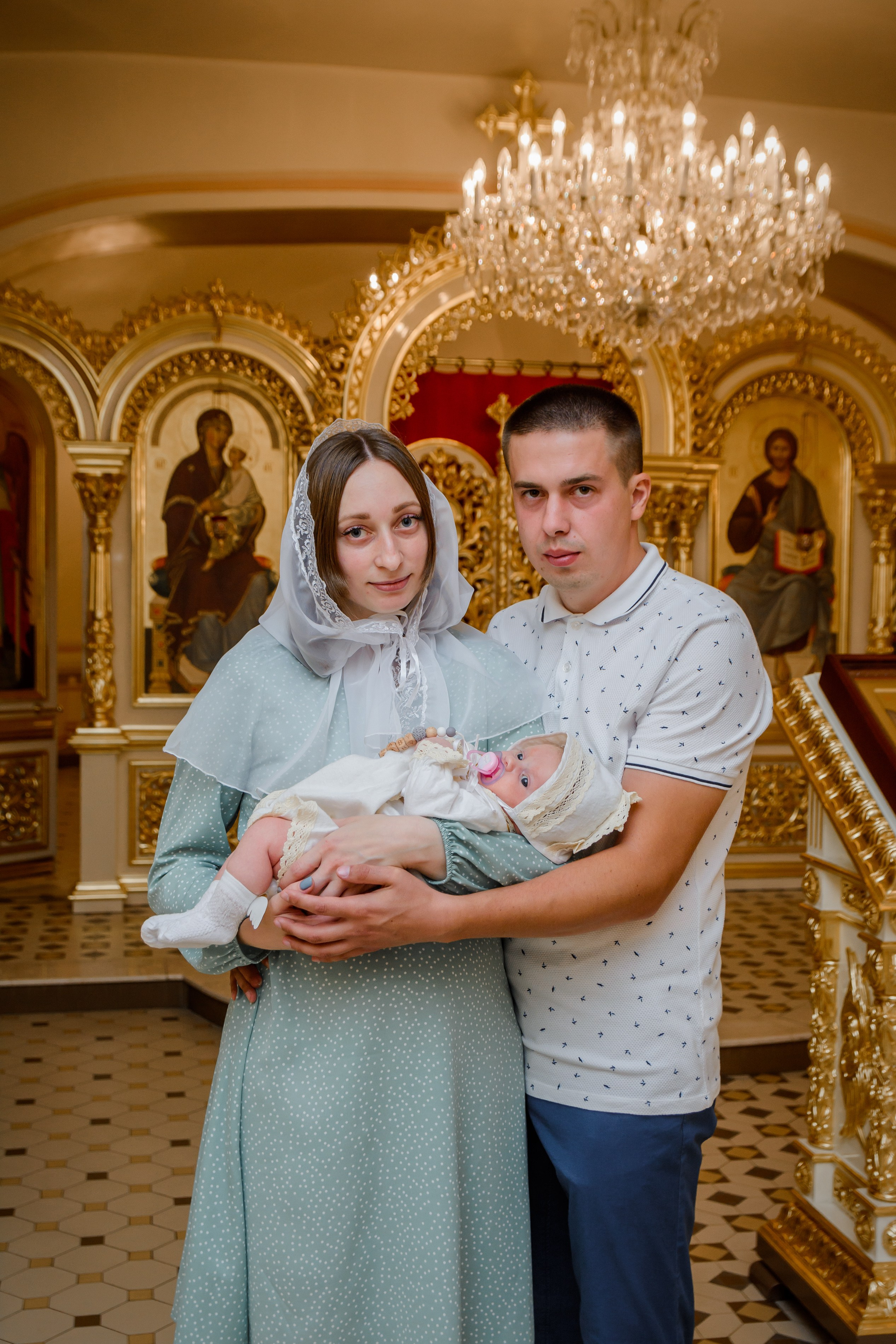 Фотограф на крещение в Рязани Валя Лялина. Фотограф новорождённых в Рязани, фотосъемка выписки из роддома, крещен