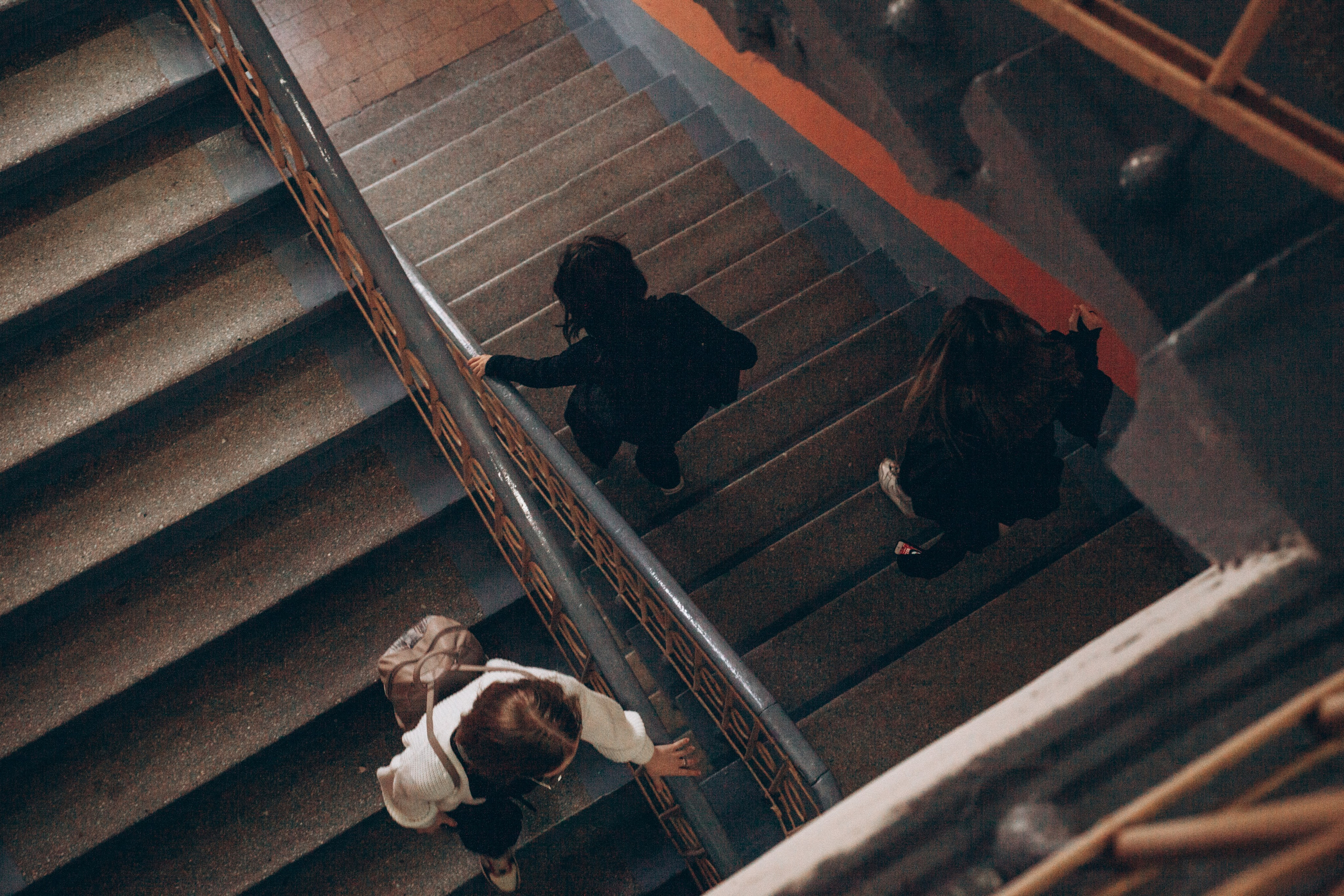 Школьные фотографии могут быть такими. Репортажный и детский фотограф в Минске