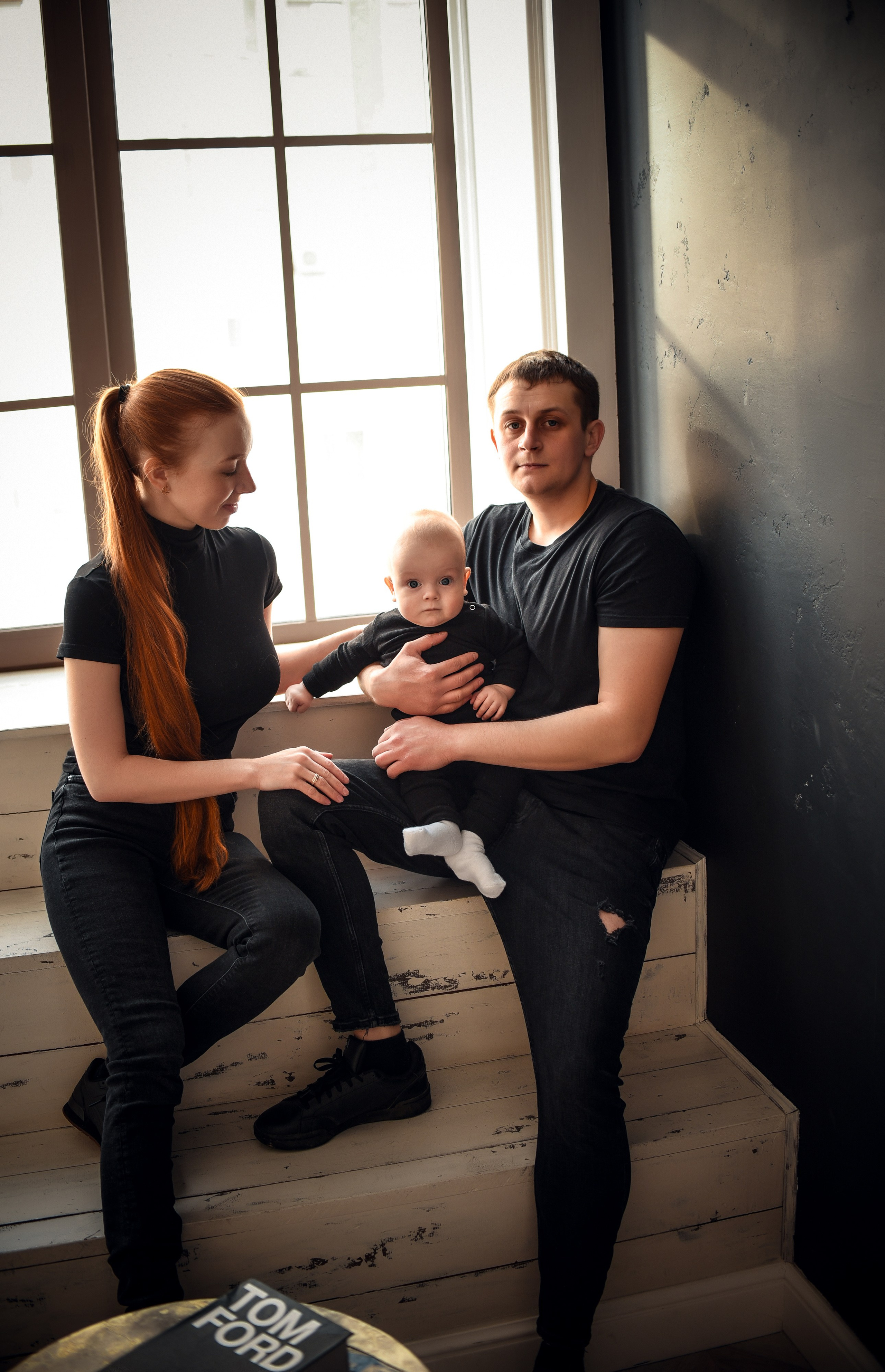 Семейная студийная фотосессия 3. Свадебный, семейный, детский, контент фотограф в Омске Максим Ильин