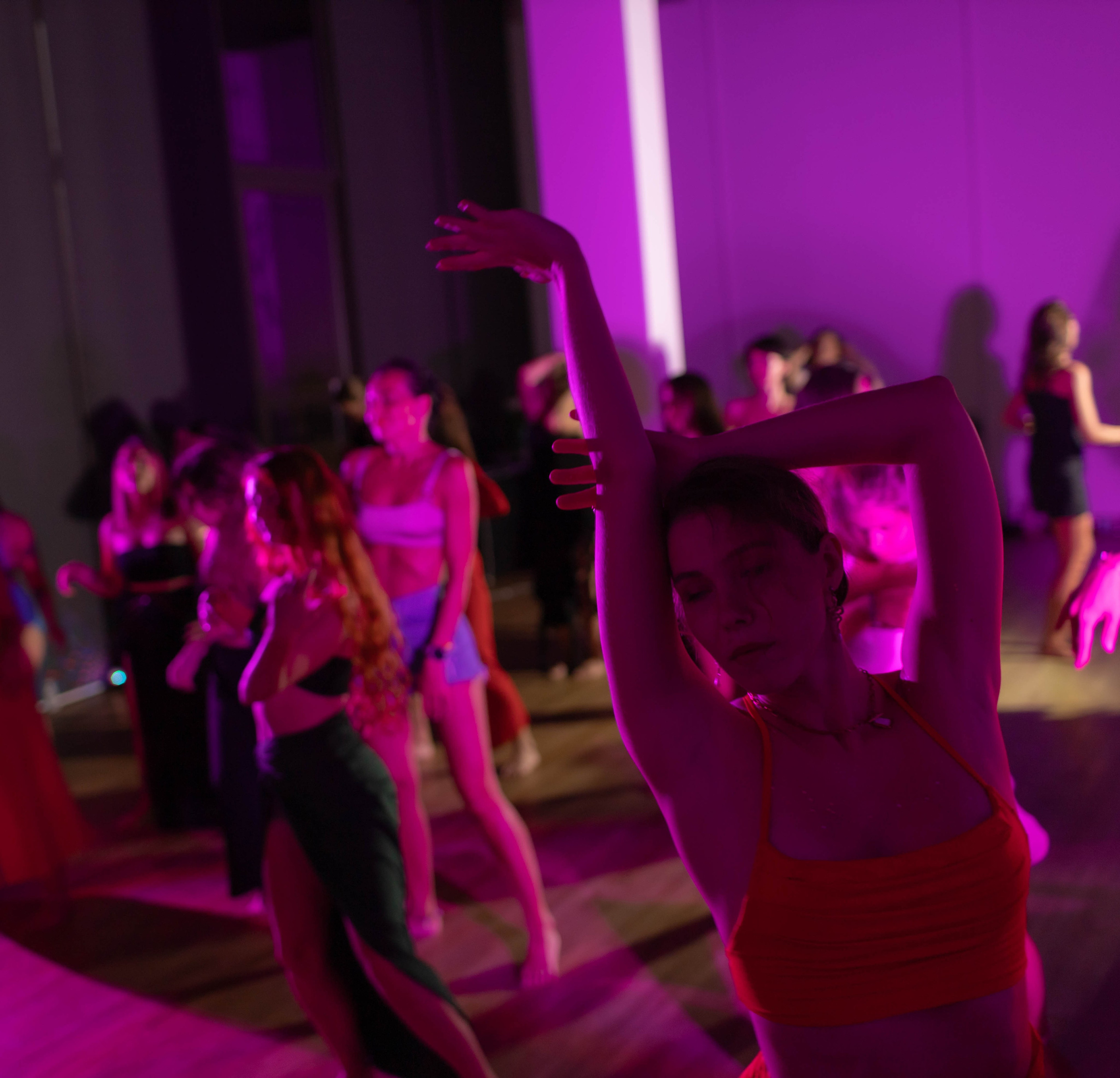 Dance party from Dasha. Lyric photographer