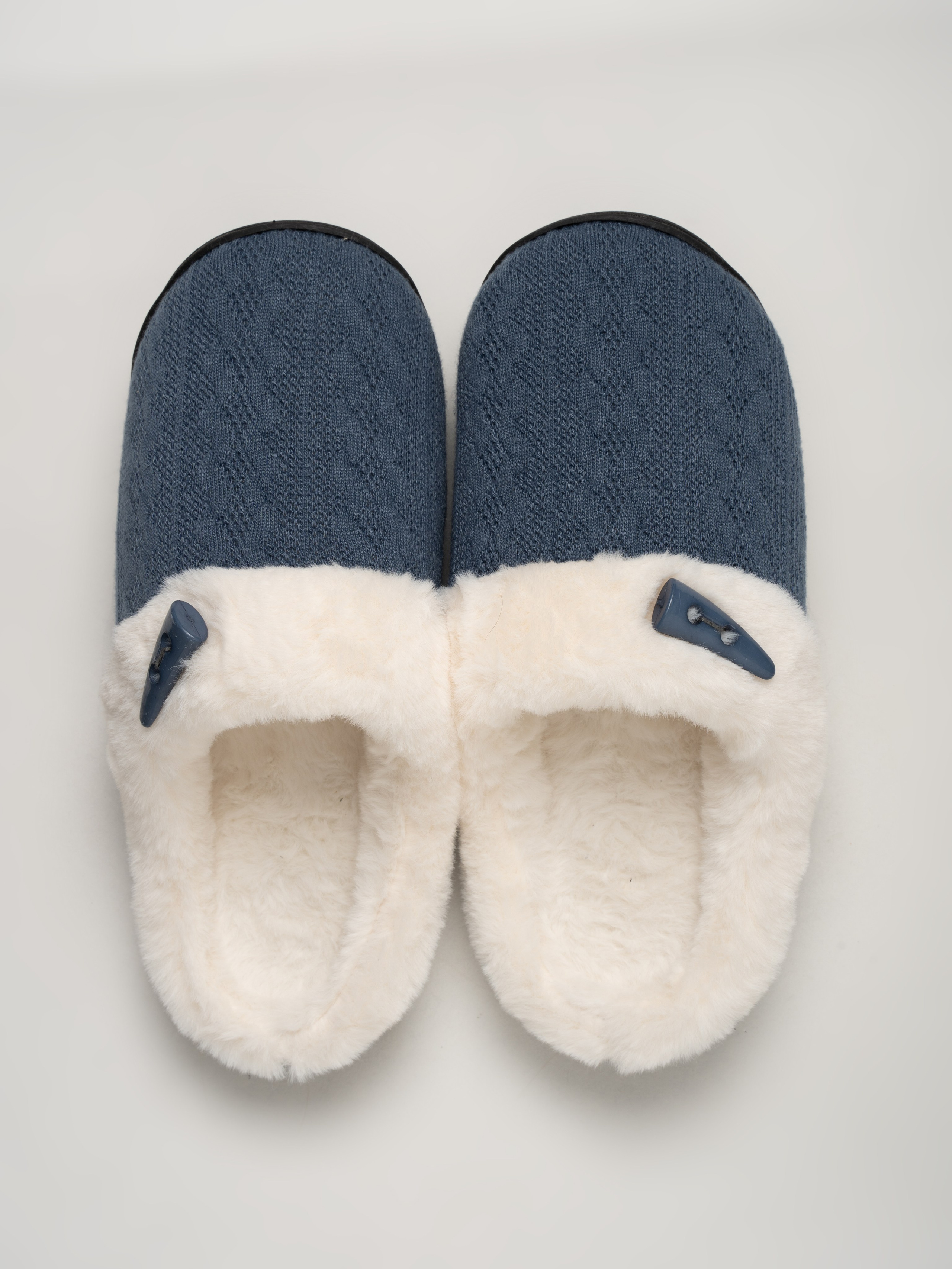 На белом фоне для каталогов. Фотограф и видеограф в Тольятти, Самаре Дёмина Мария