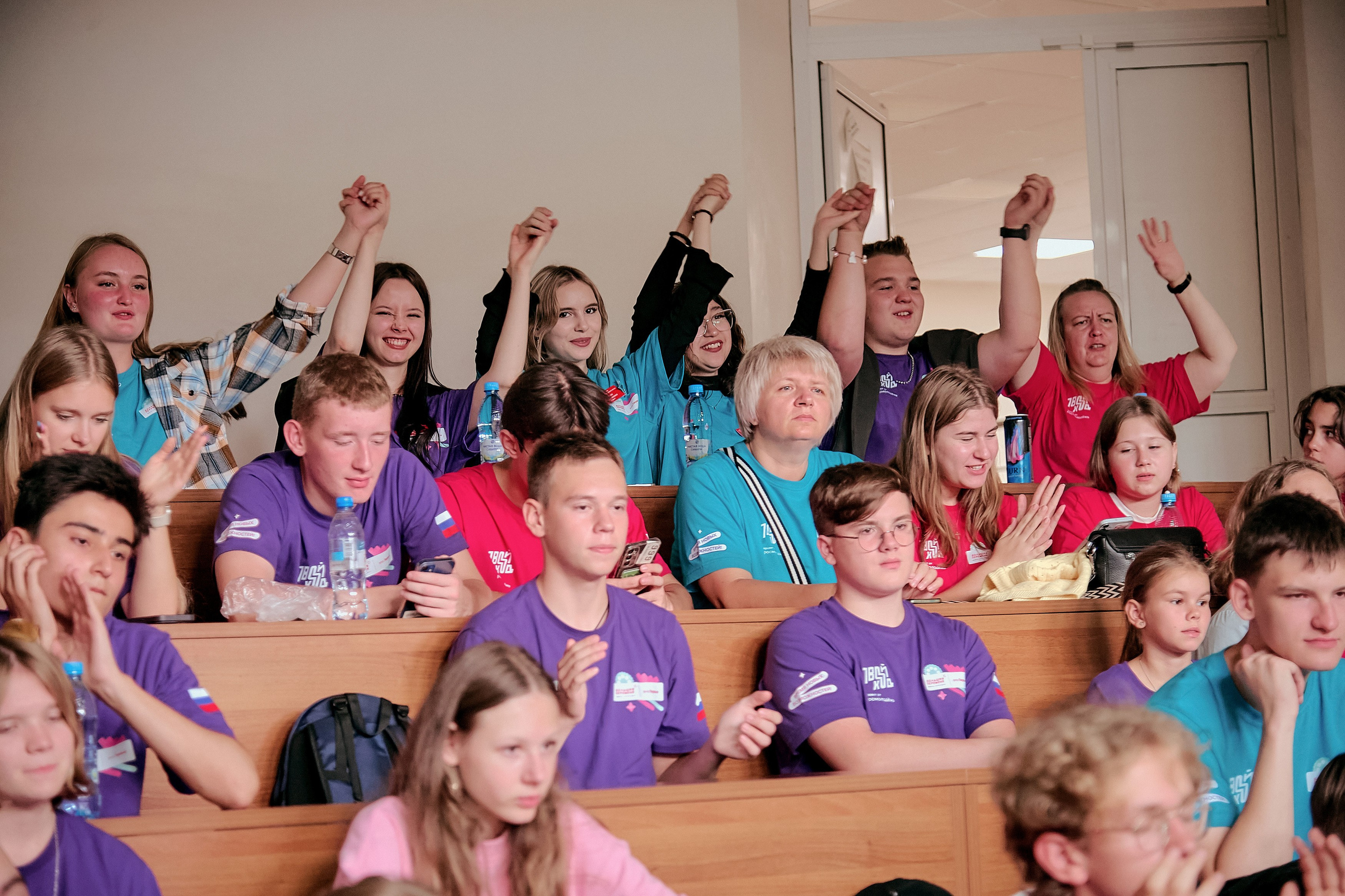 Большая перемена. Фотограф Яковлев Роман — Красноярск