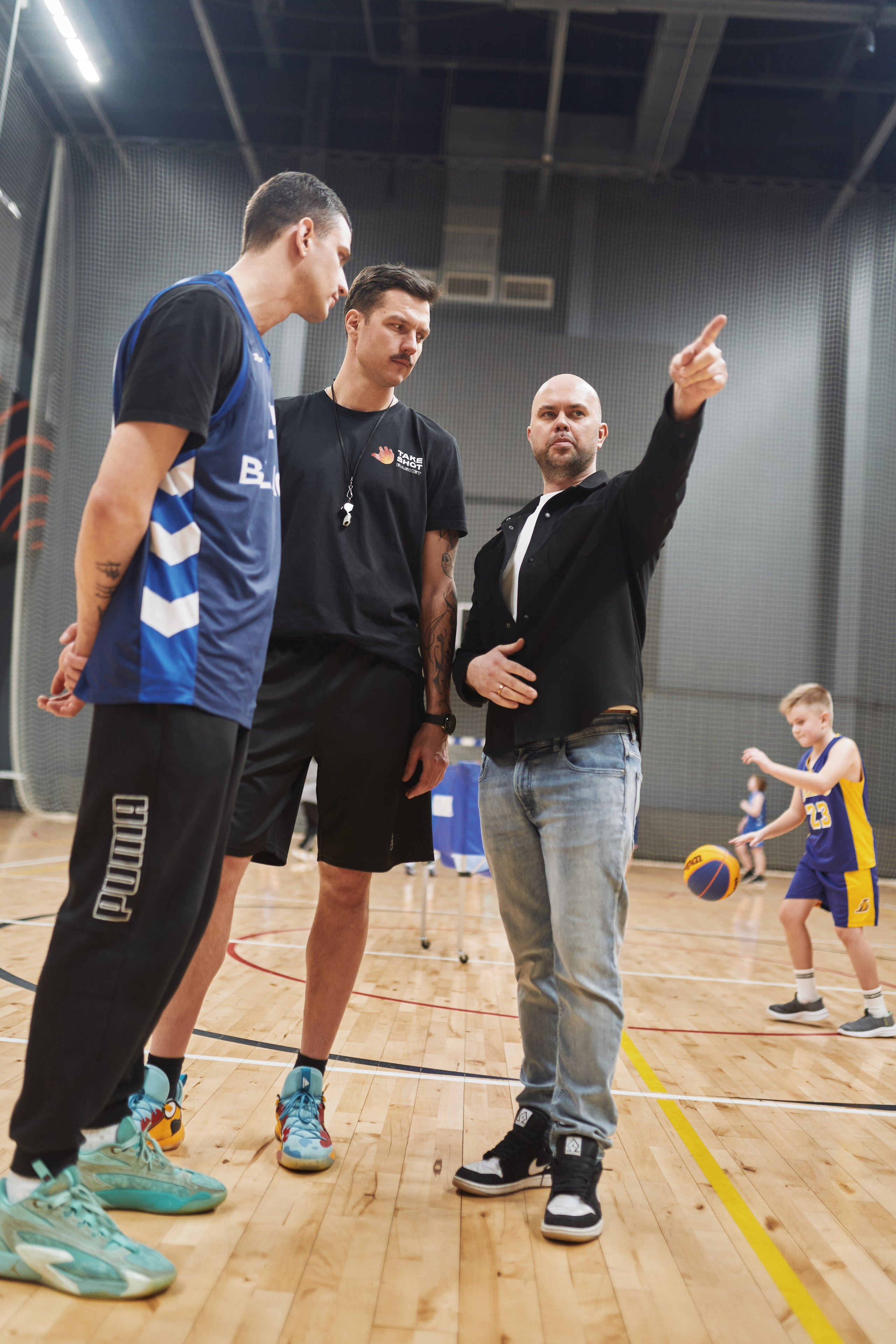 Новогодний баскетбол 2025. Детская лига. Евгений Бреча. Коммерческий и бэкстейдж фотограф в Москве