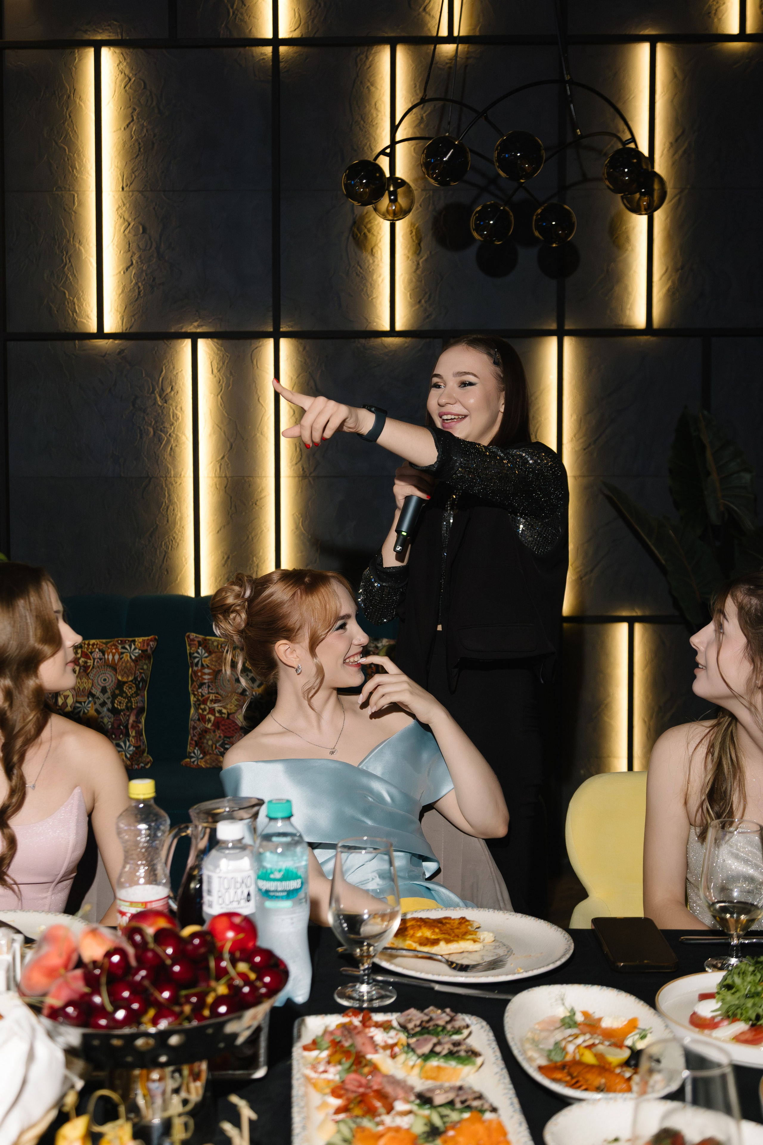 Выпускной 9В класса 2025. Артур Иликчян — Wedding & Event фотограф в Краснодаре