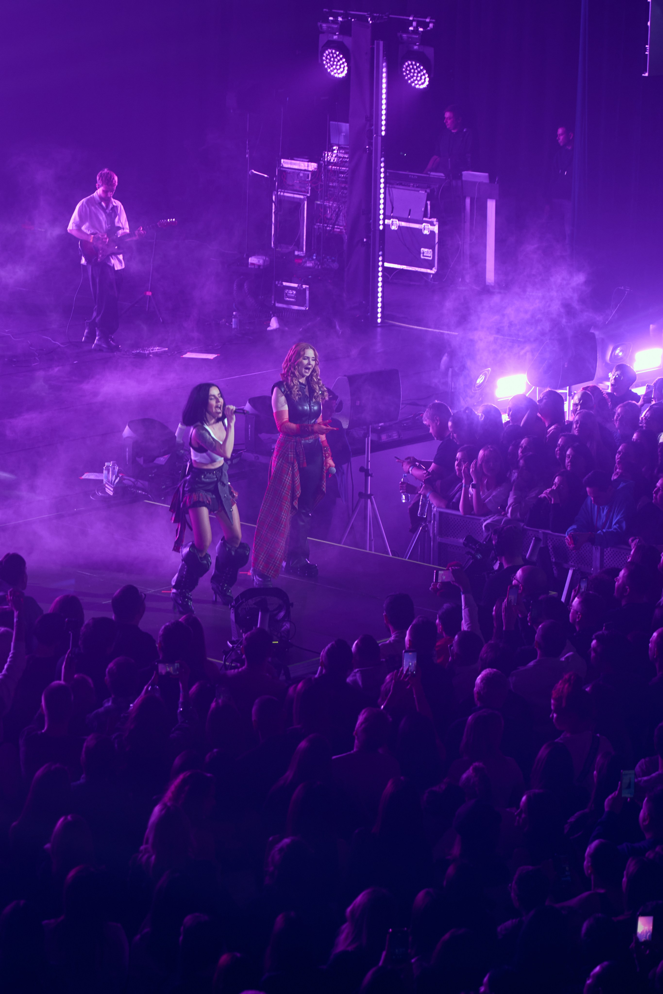 T.a.t.u. Репортажный фотограф мероприятий и концертов в Екатеринбурге