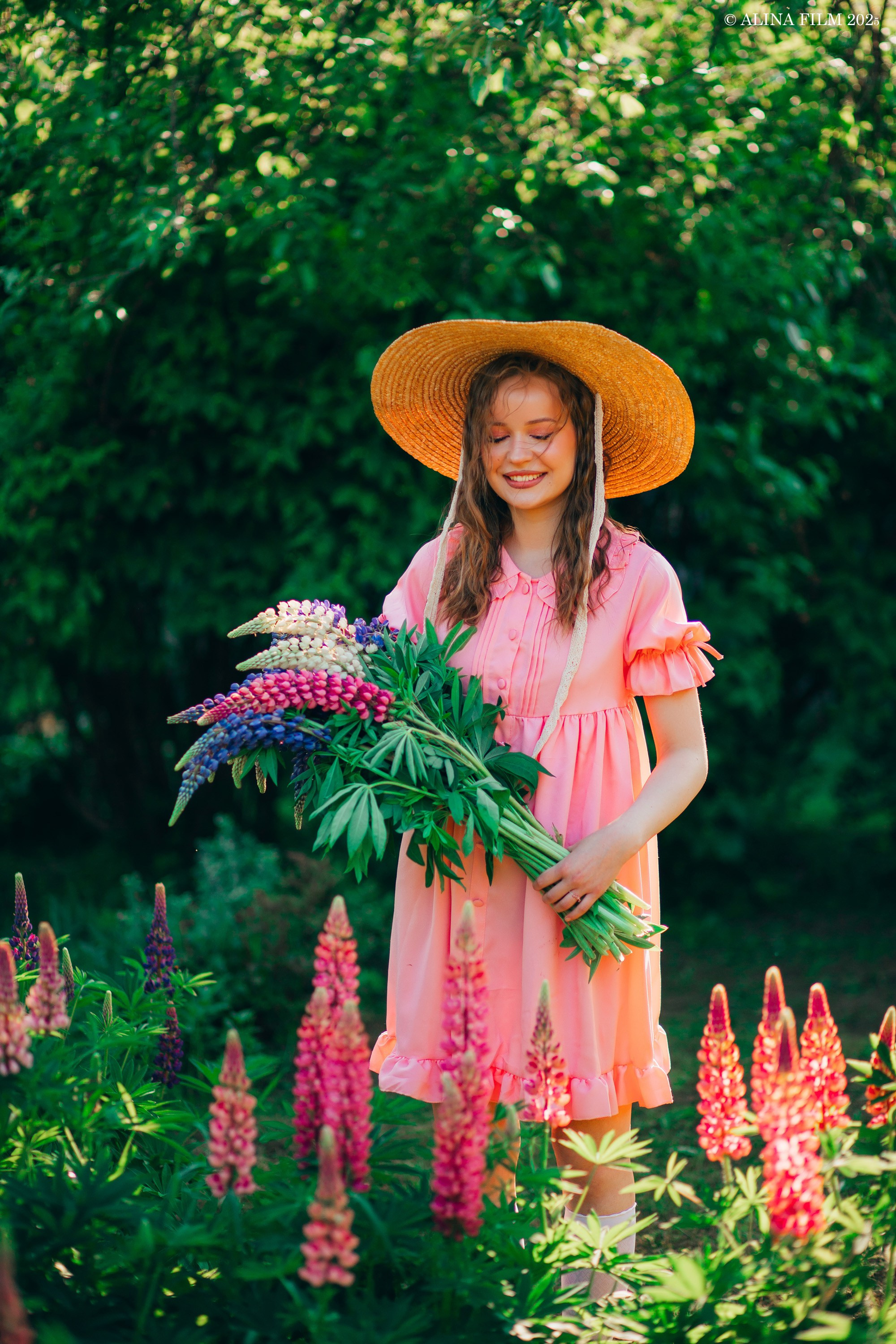 Фотосессия в Люпинах (Ленобласть, Сертолово). Фотограф в Санкт-Петербурге Alina Film