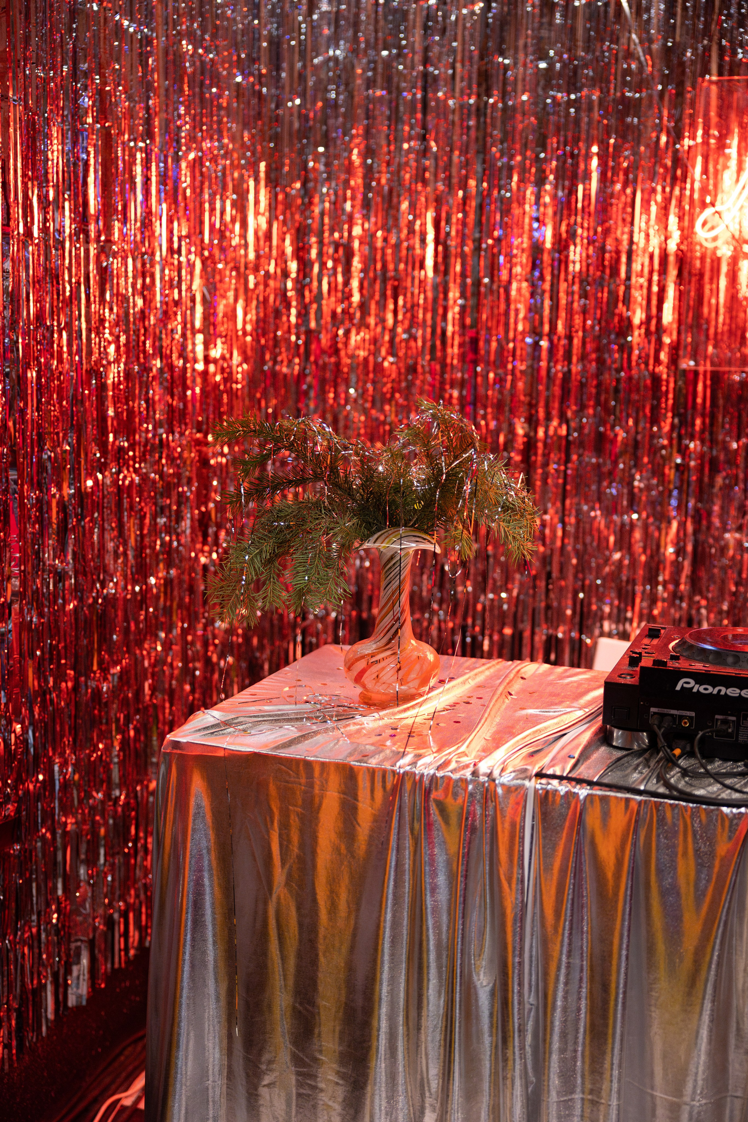 22 декабря 2024 в Типографии Сытина / фото Саша Жукова. Фотоотчеты «Ламбада-маркета»