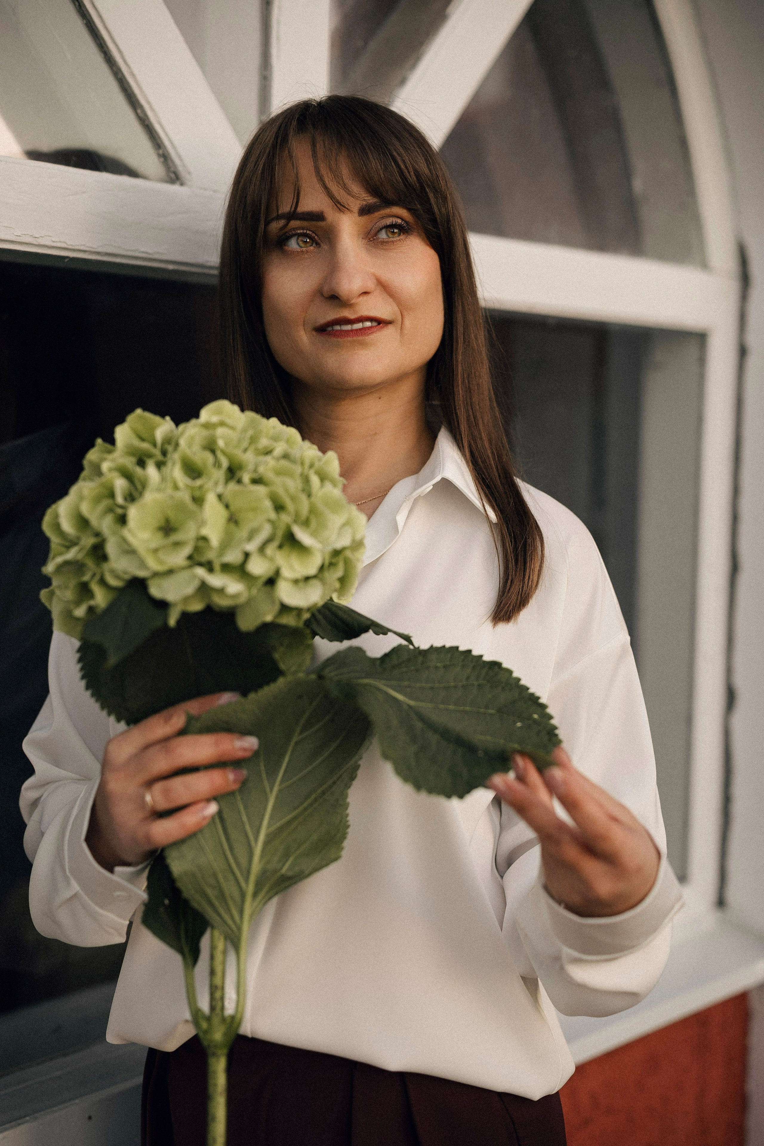 Натали с гортензией. Портретный, семейный и свадебный фотограф в Нарьян-Маре