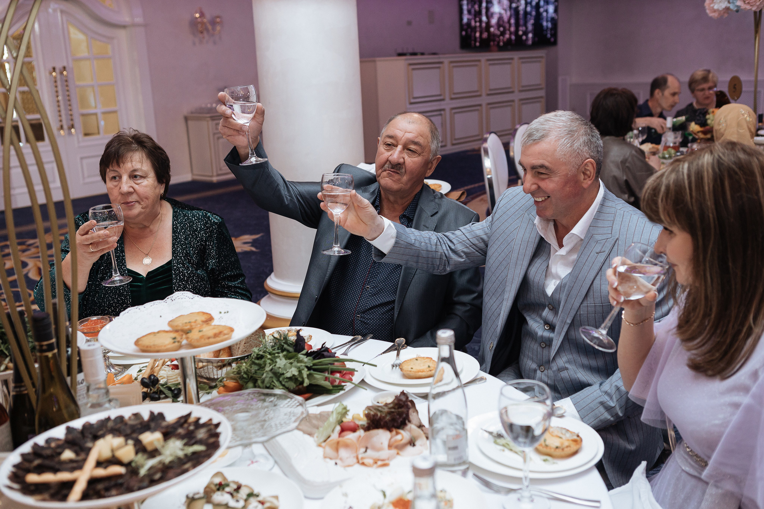 Банкет В «Триумф». Фотограф Нелля Кадикина