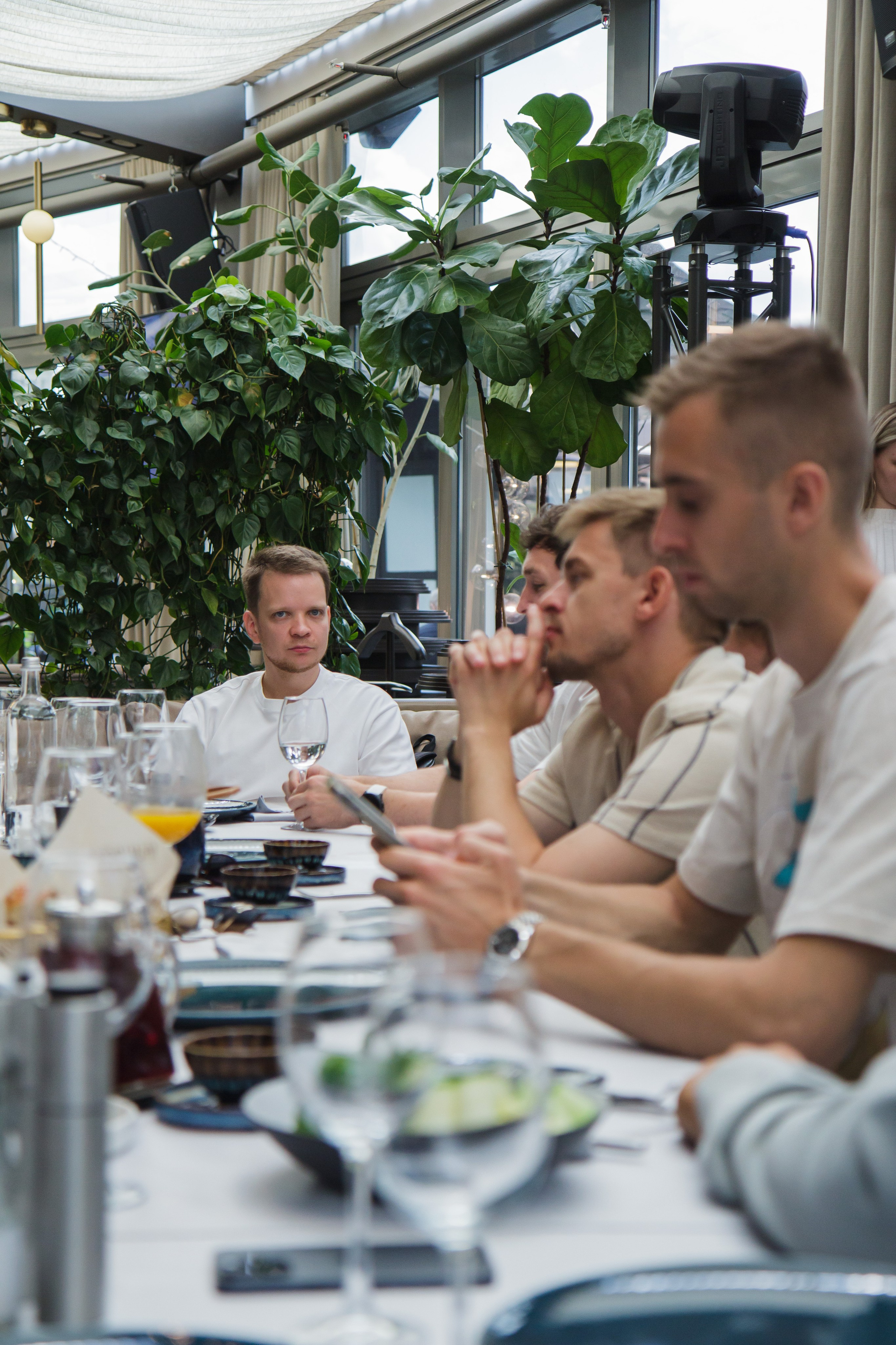 Бизнес-завтрак Германа Гаврилова. Фотограф Москва — личные фотосессии, лавстори в студии