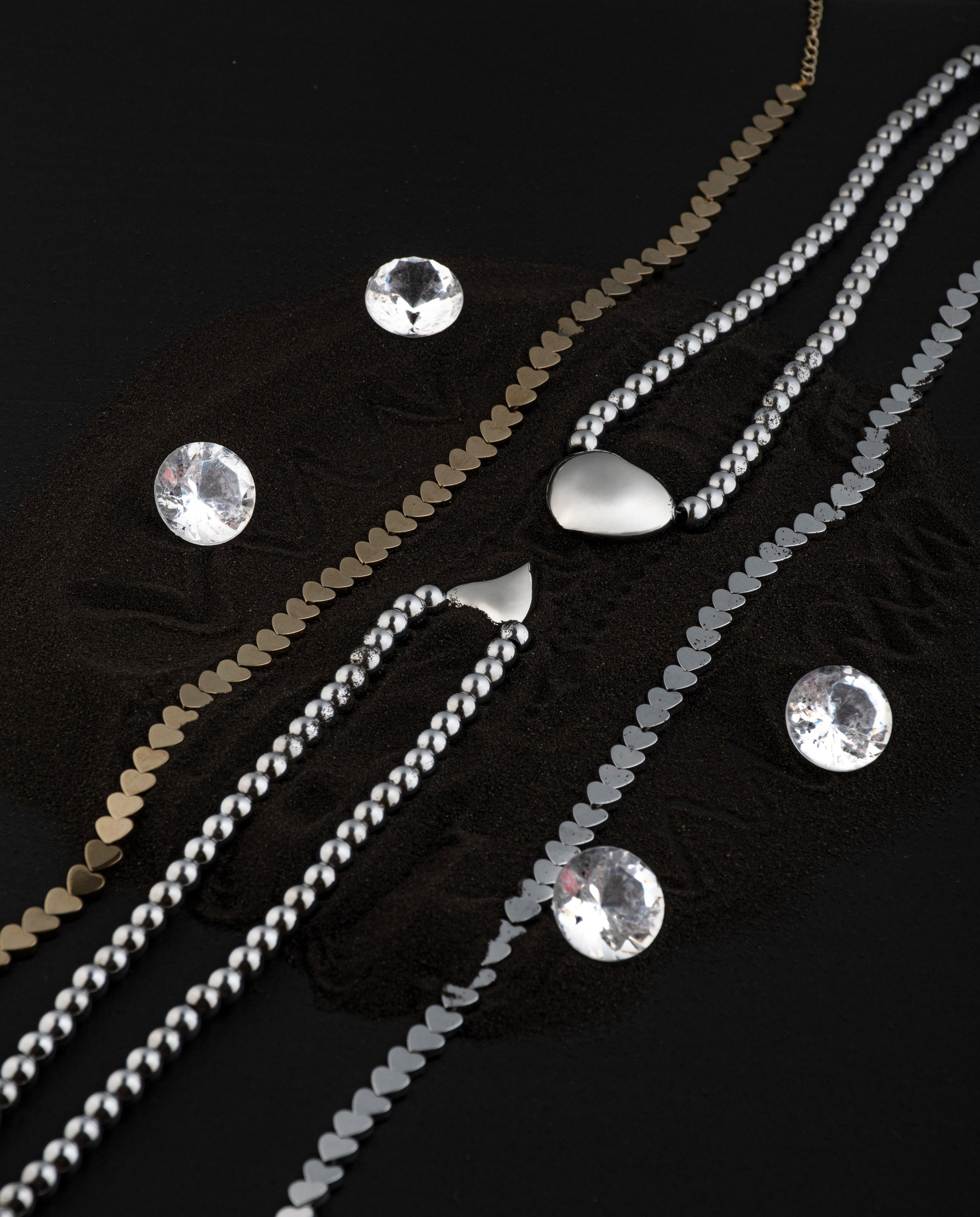 Бижутерия. Предметный, рекламный, ювелирный фотограф в Москве