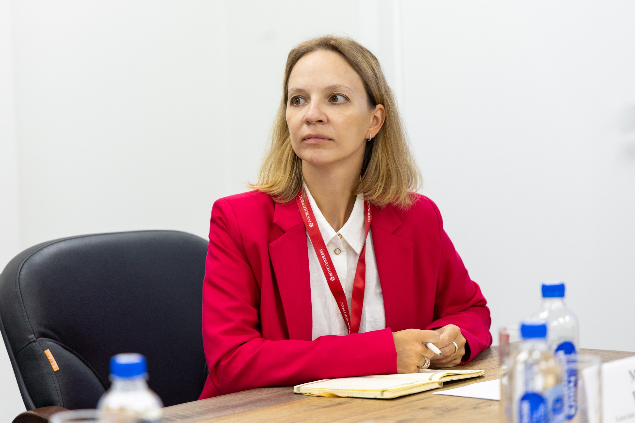 ВЭФ 2024. Репортажный и студийный фотограф во Владивостоке Дударева Софья