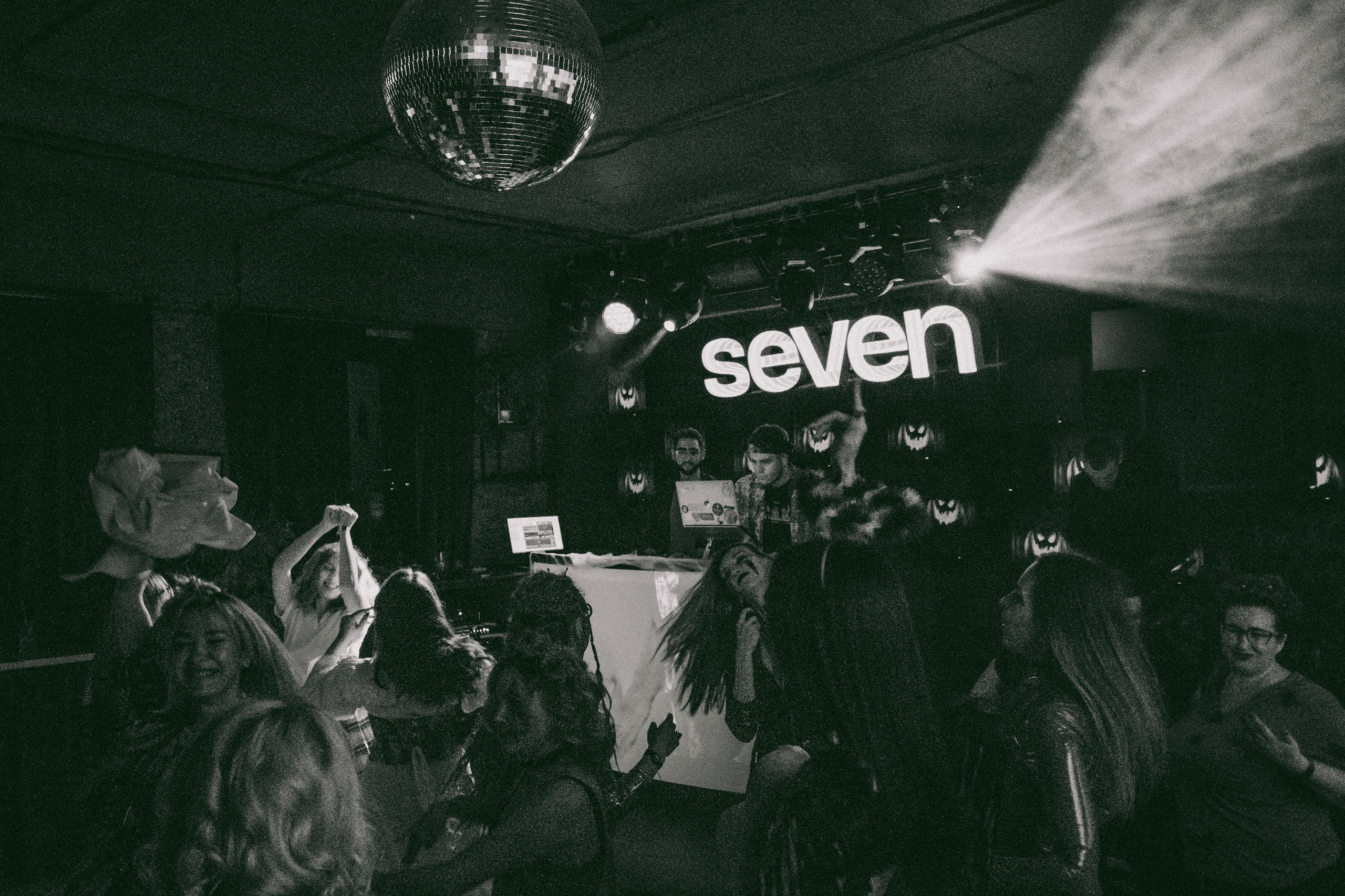 SEVEN bar — Хэллоуин 02.11.24