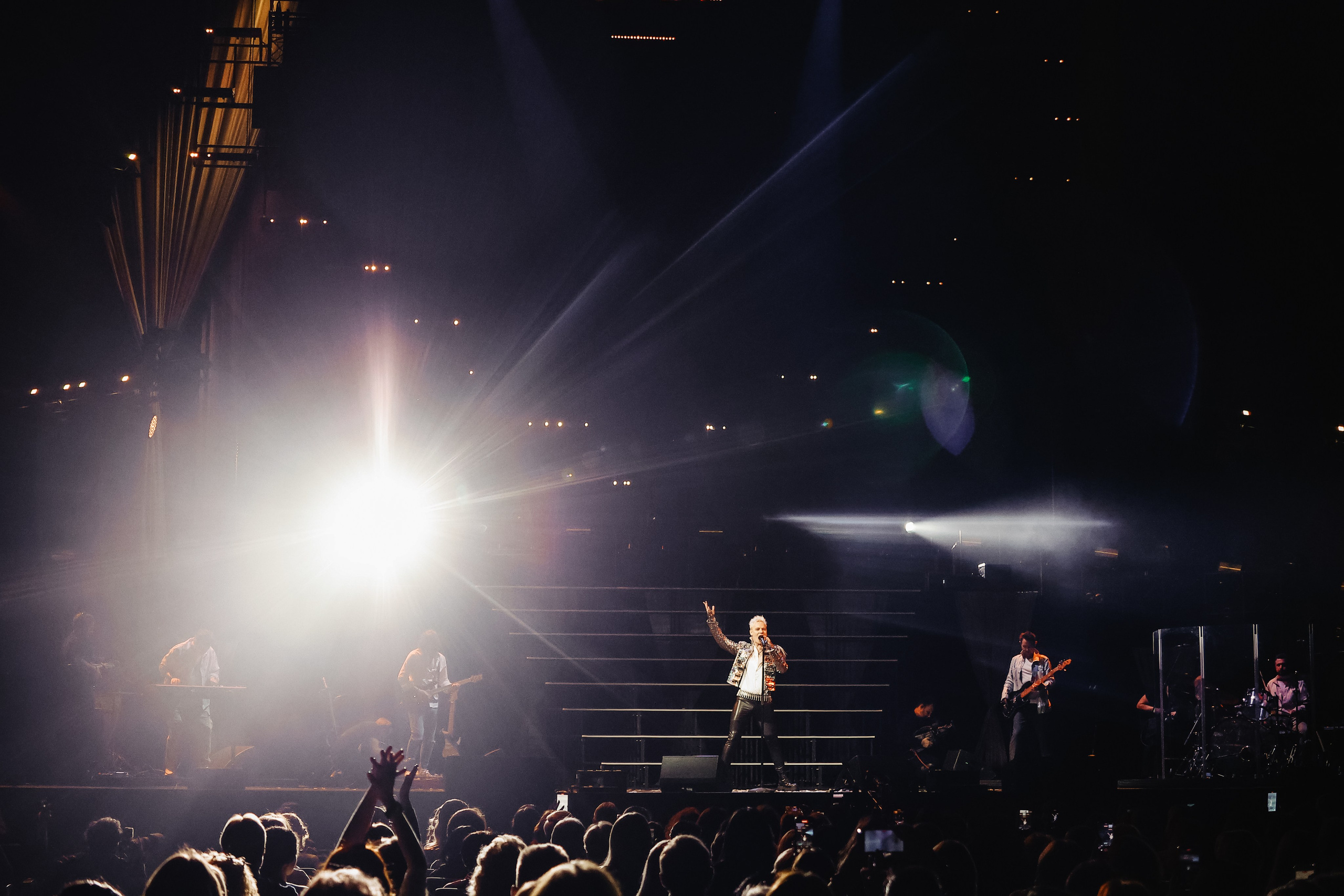 ШАМАН-ОНА МОЯ! @LIVE ARENA