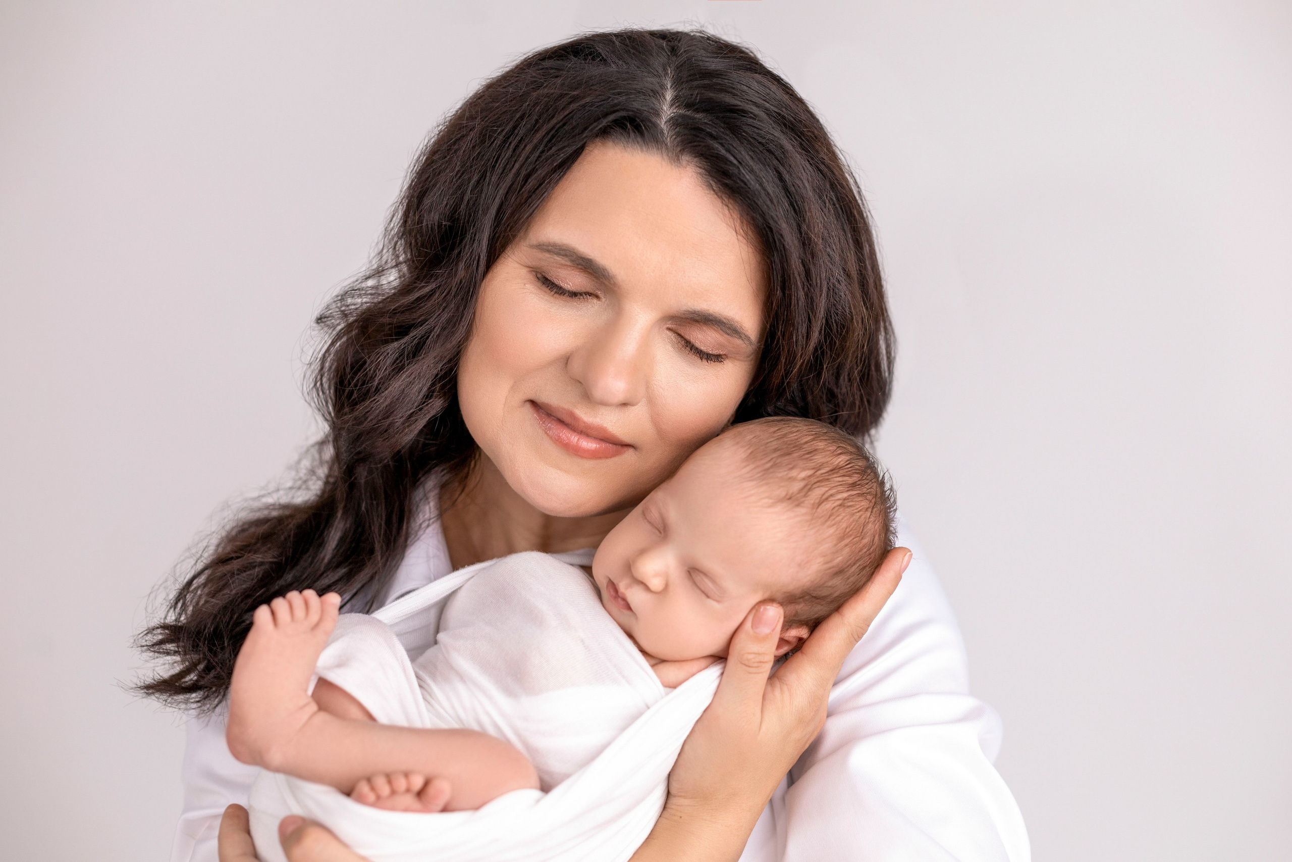 Зарина и дочка, 11 дней. Фотограф новорожденных в Нижнем Новгороде Надежда Кадылкина