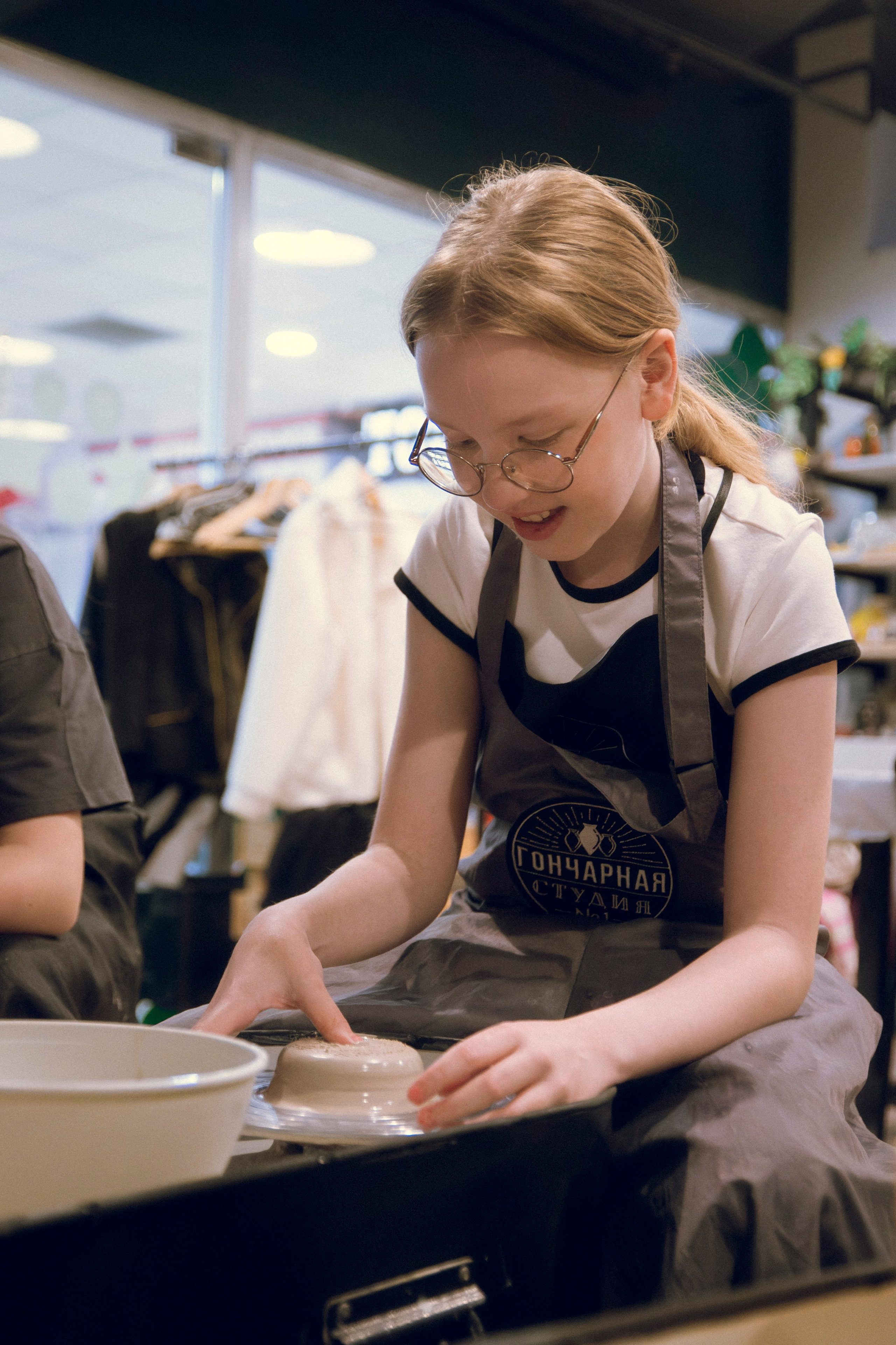 В гончарной мастерской. Плак или Квак