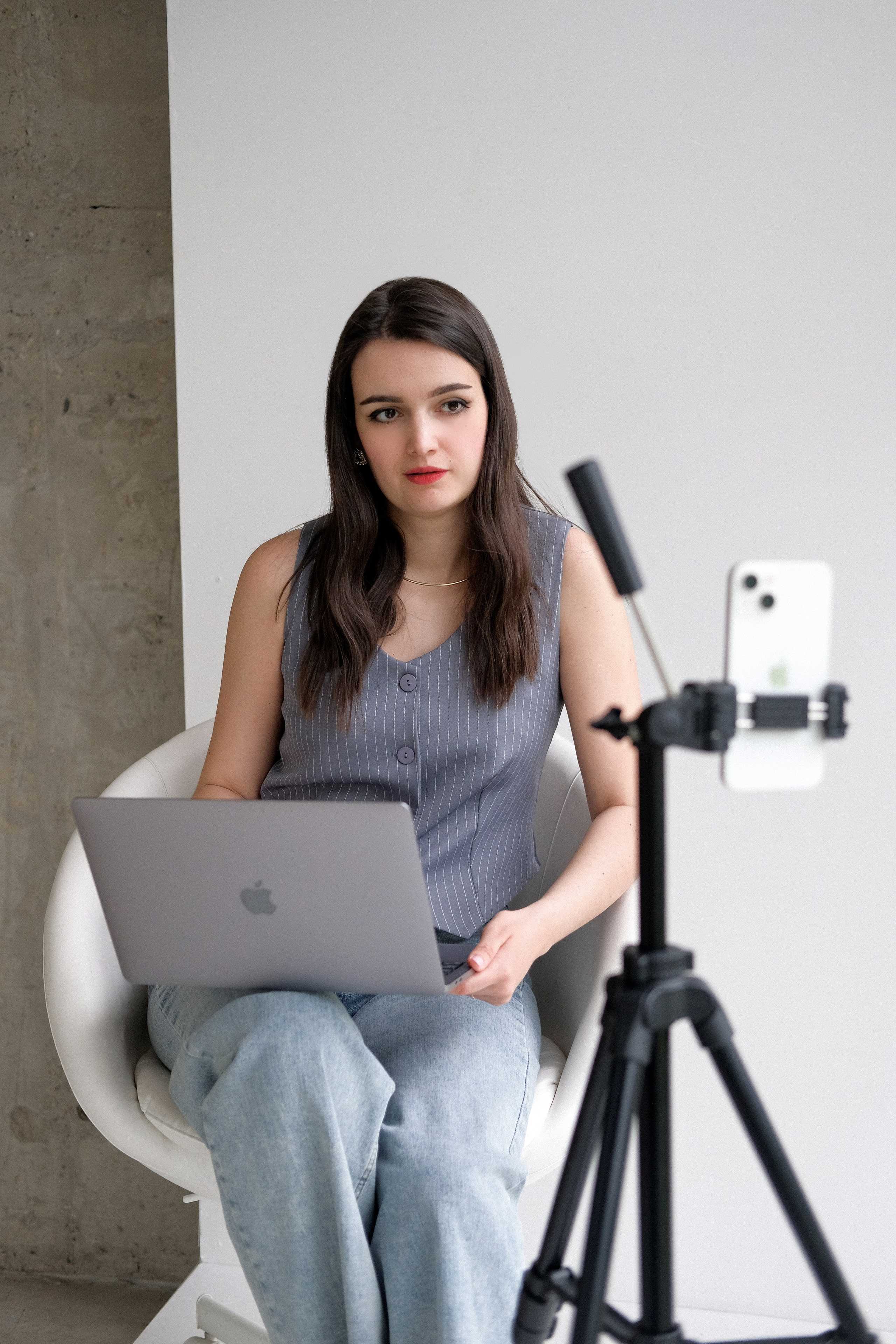 Для сайтов/гайдов курса. Фотограф в Новосибирске Анна Захарова