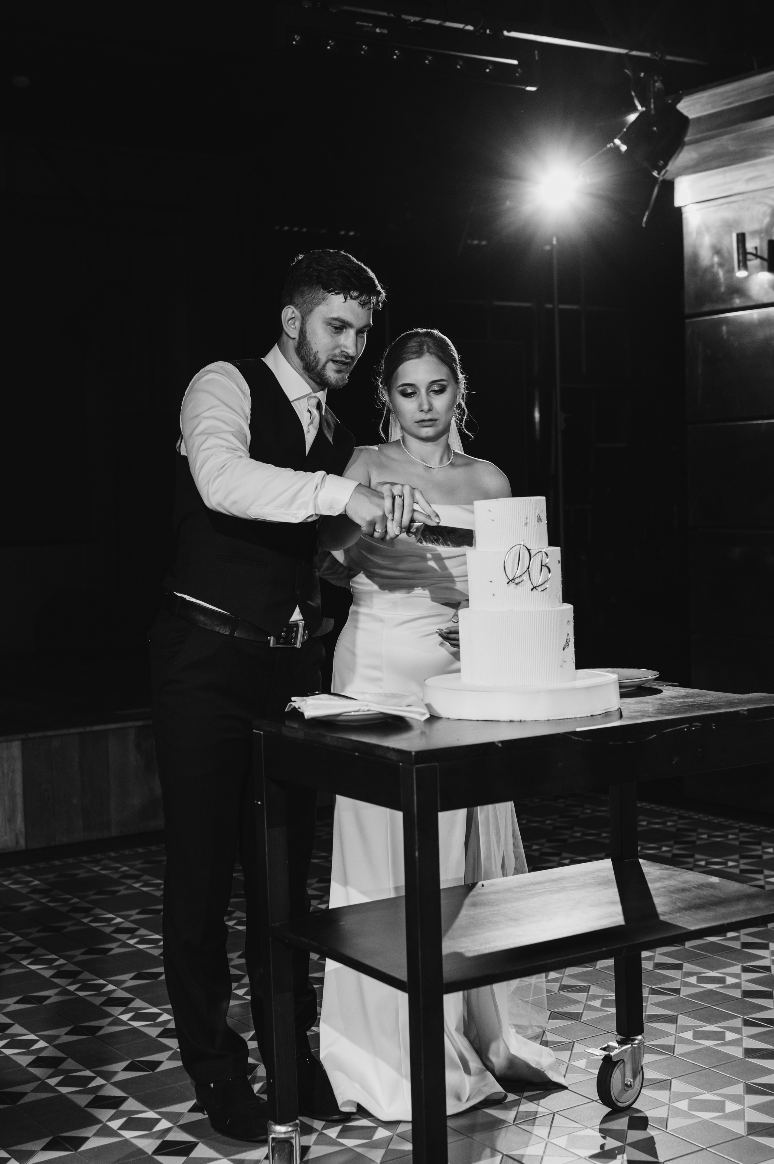 Даниил и Валерия. Черная утка. Полный день. Фотограф Екатерина Бочарникова