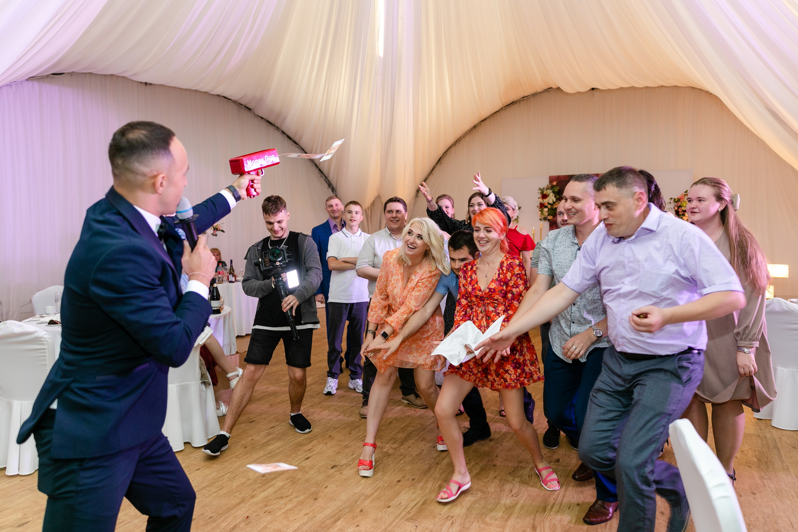 Виталий и Кристина. Фотограф FOTOBANKA