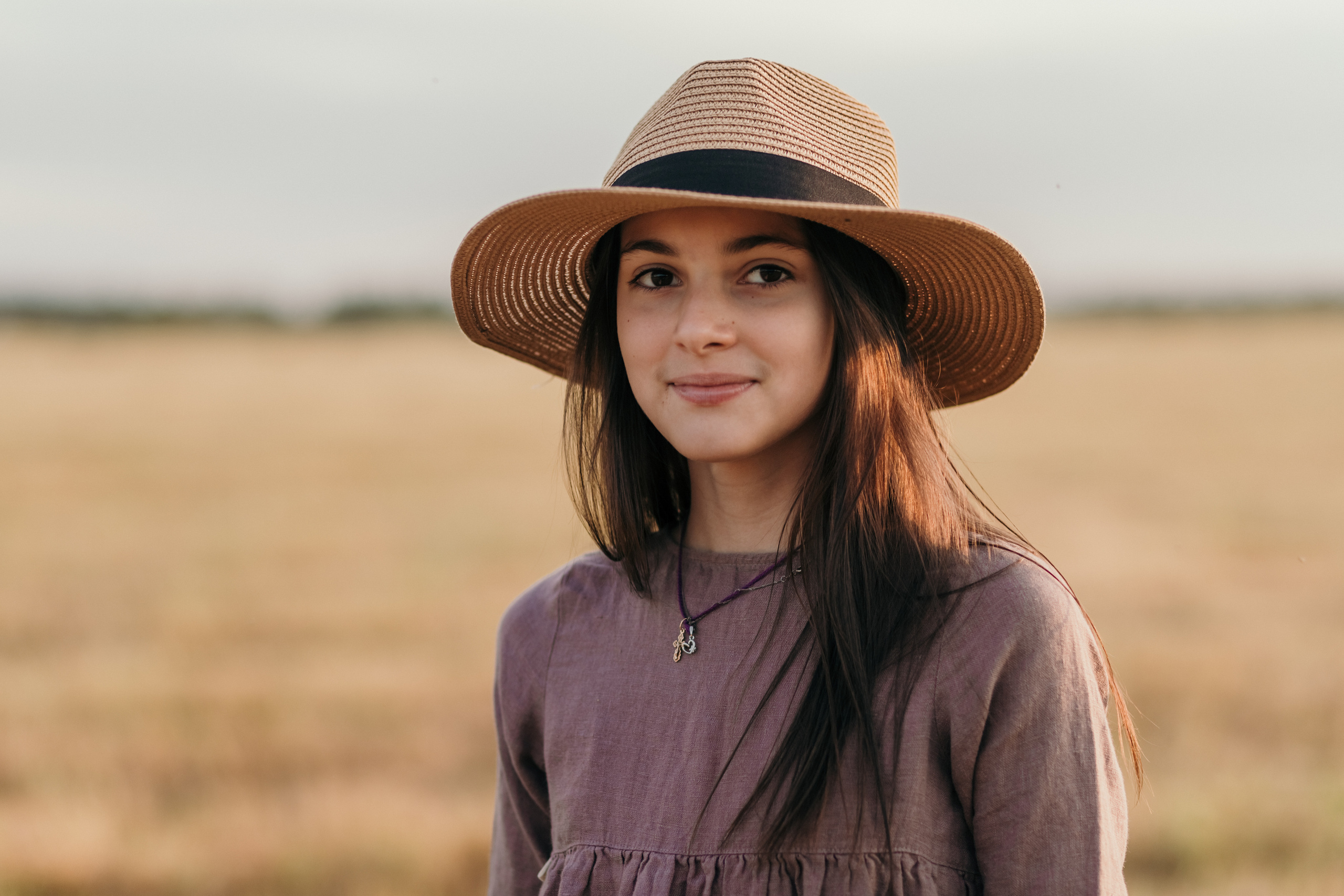ДЕВЧОНКИ В СТОГАХ. Семейный Фотограф в Санкт-Петербурге Пушкин Анастасия Дьяконенкова