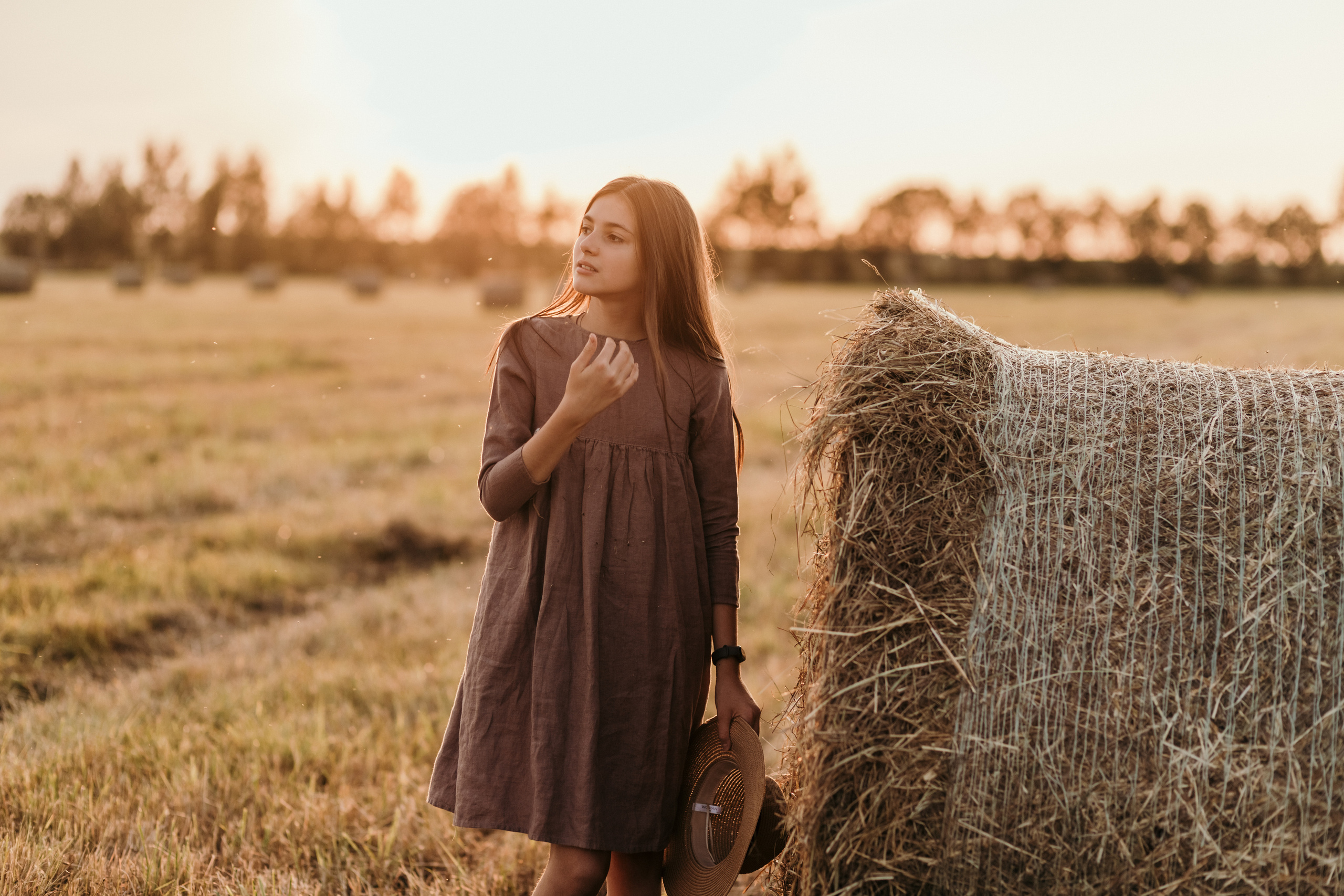 ДЕВЧОНКИ В СТОГАХ. Семейный Фотограф в Санкт-Петербурге Пушкин Анастасия Дьяконенкова