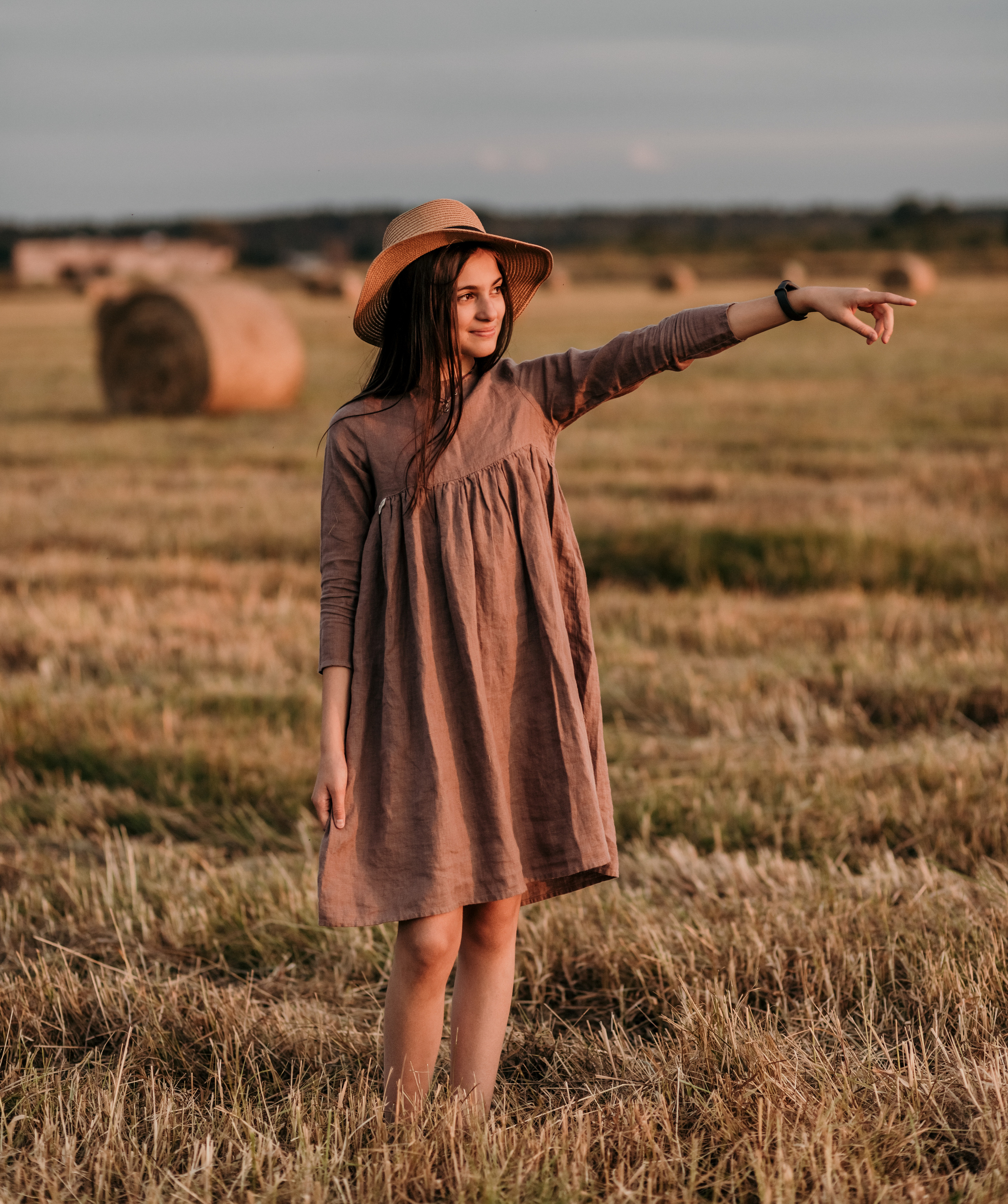 ДЕВЧОНКИ В СТОГАХ. Семейный Фотограф в Санкт-Петербурге Пушкин Анастасия Дьяконенкова