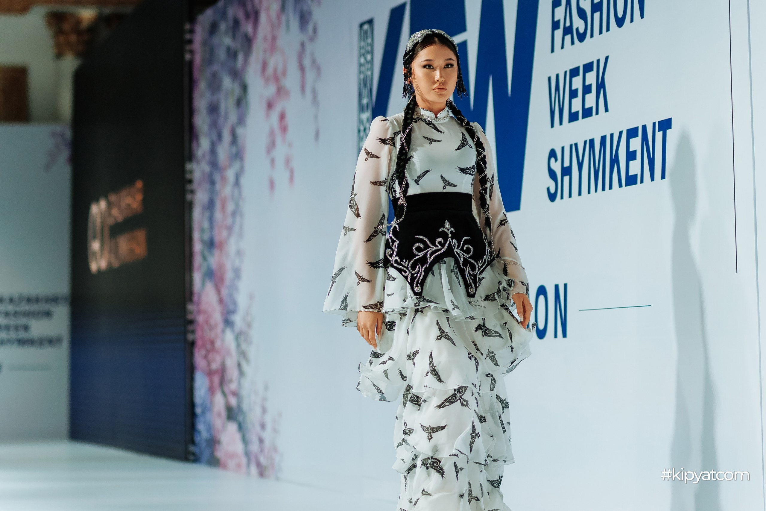 KAZAKHSTAN FASHION WEEK SHYMKENT 11 SEASON. Кипятком Шымкент