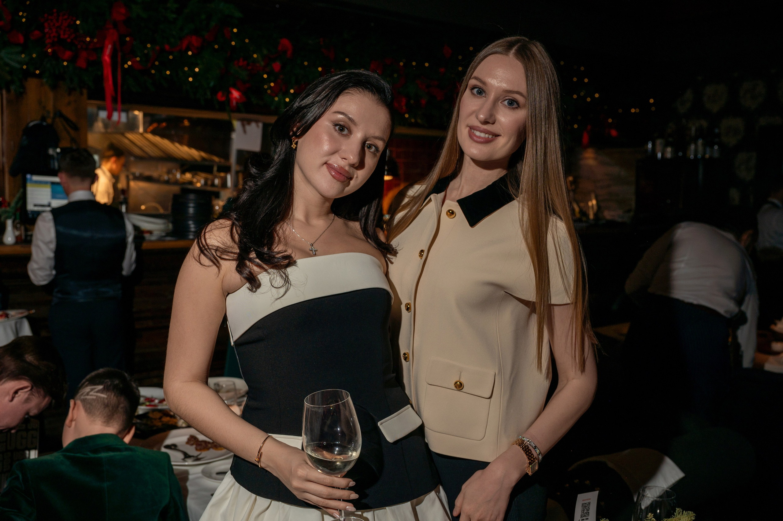 Новый год 2025 в ресторане Red Fox. Репортажный фотограф в Красной Поляне и Сочи Павлюченко Екатерина