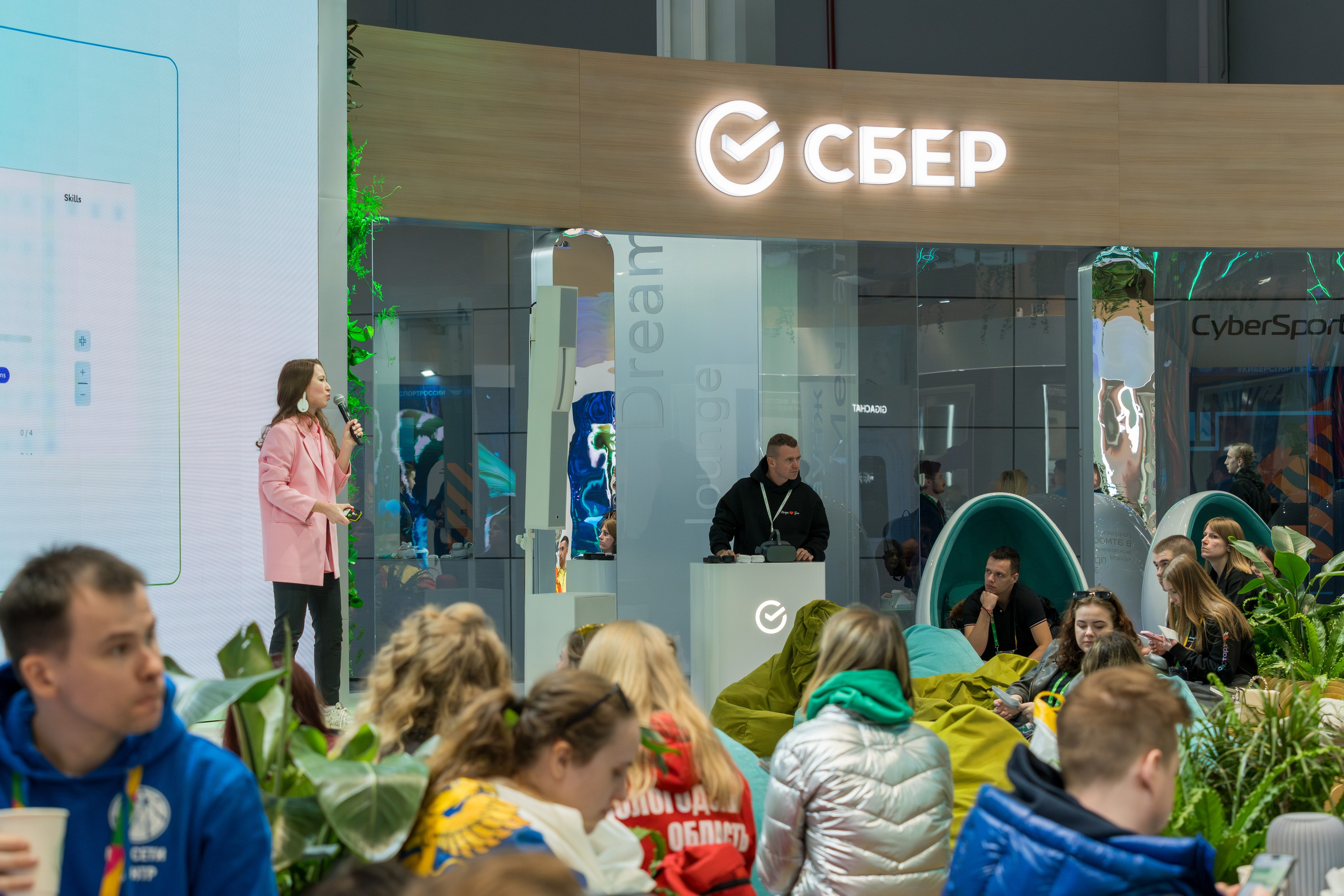 Фотоотчет для партнерской интеграции Сбербанк на ВМФ в Сириус 2024. Репортажный фотограф в Красной Поляне и Сочи Павлюченко Екатерина