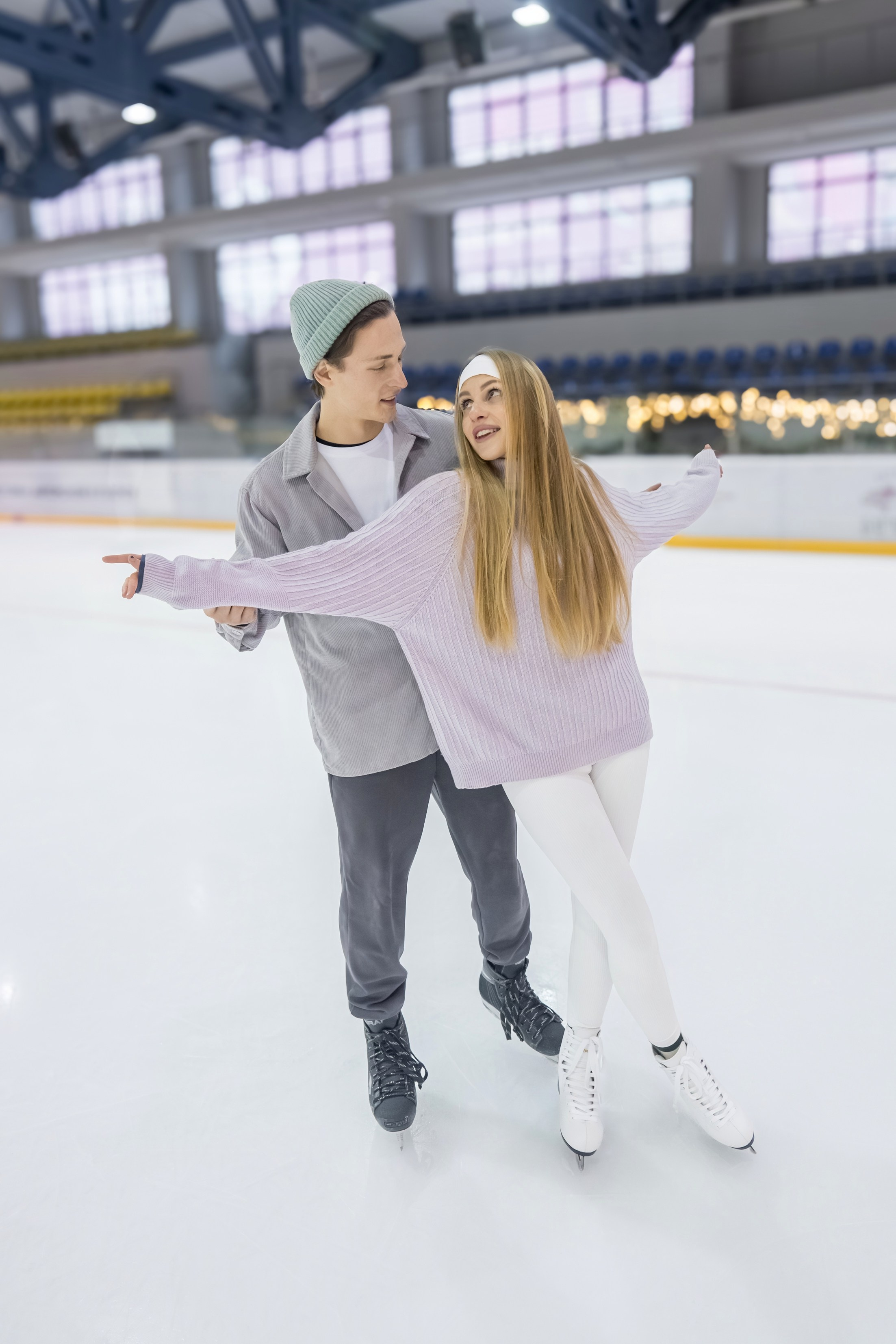 Контент съемка на катке для курорта Роза Хутор. Репортажный фотограф в Красной Поляне и Сочи Павлюченко Екатерина