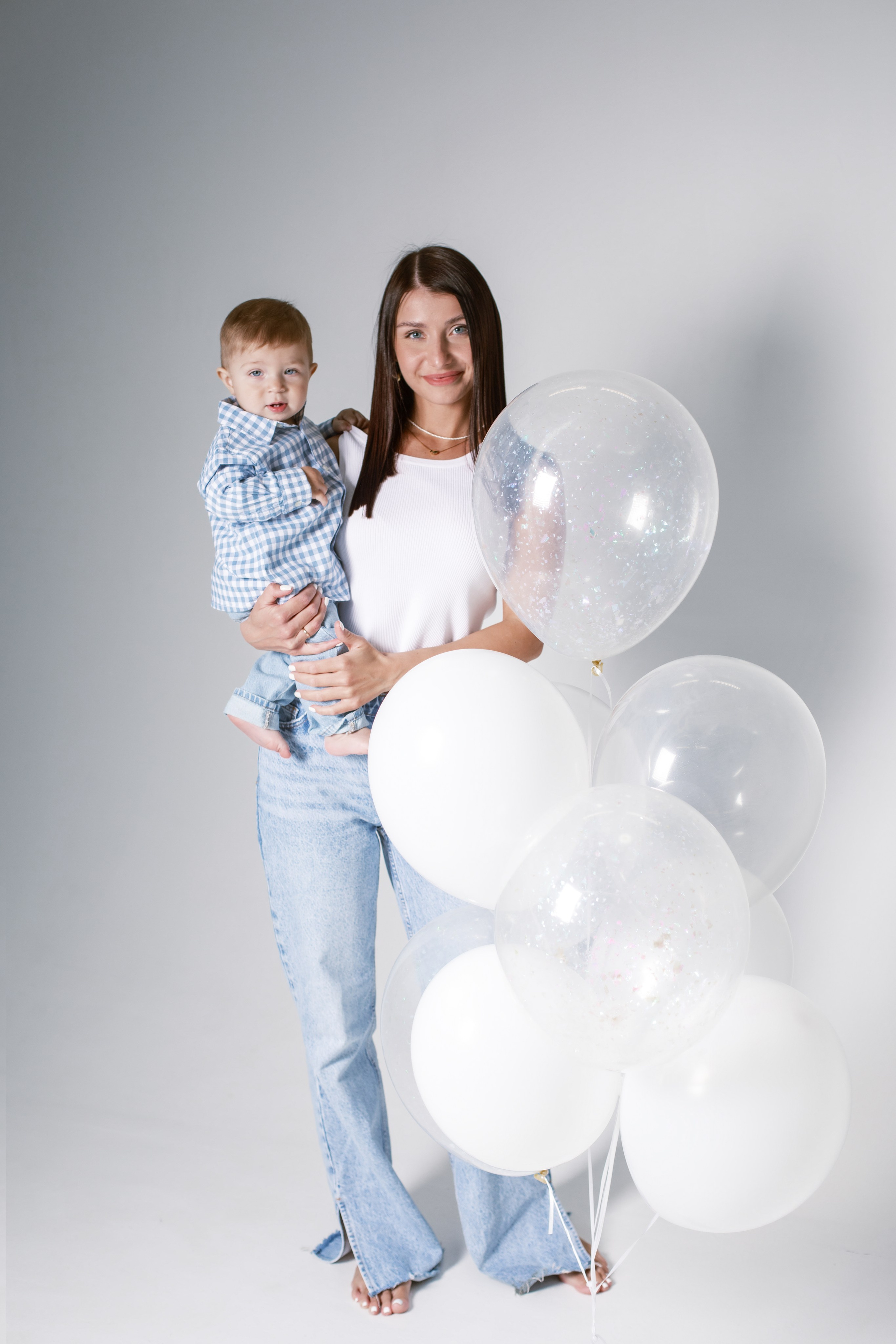 Маша, Арина, Артем. Главная