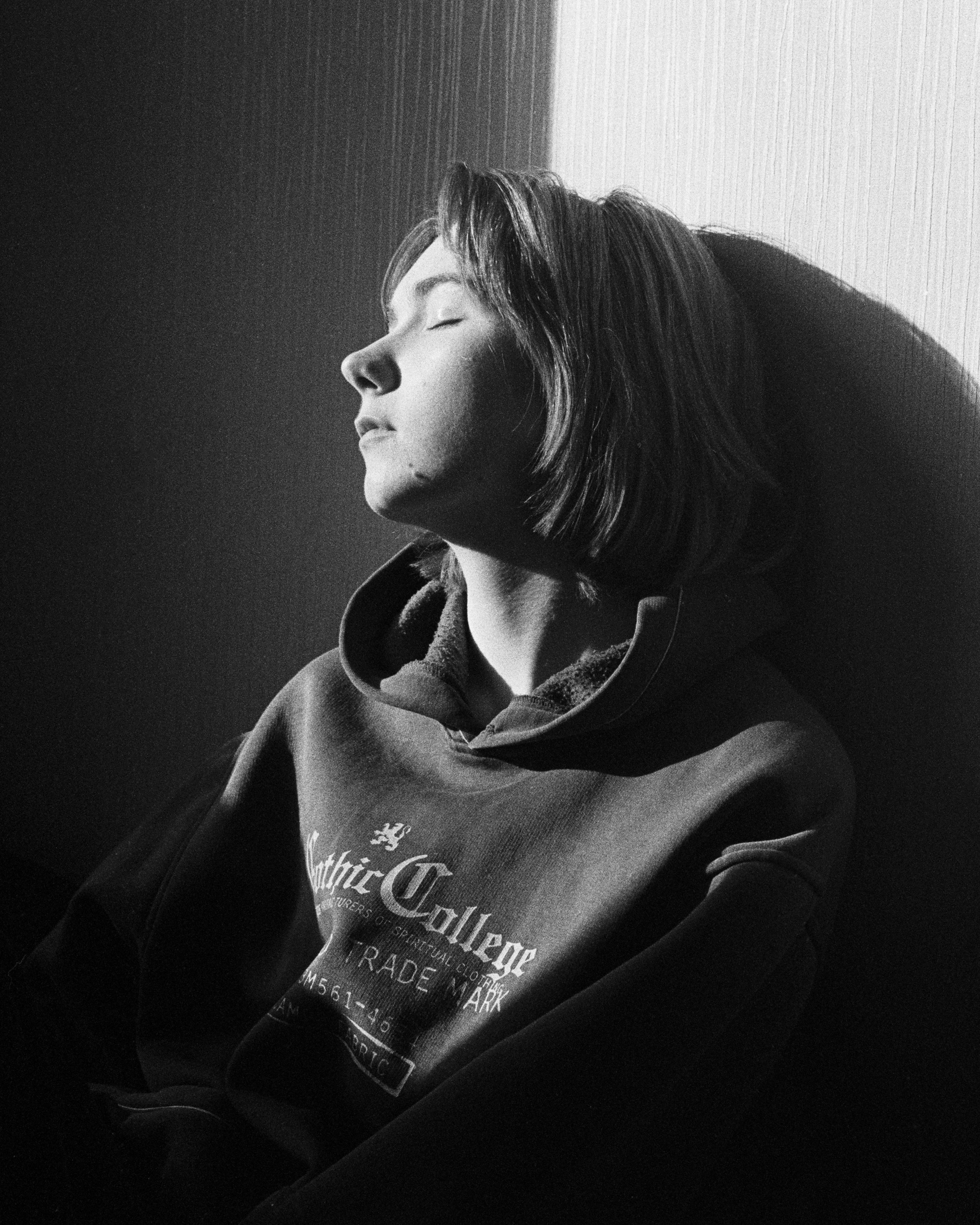 Авторские портреты на пленку. Портретный фотограф Минск Портнов Павел