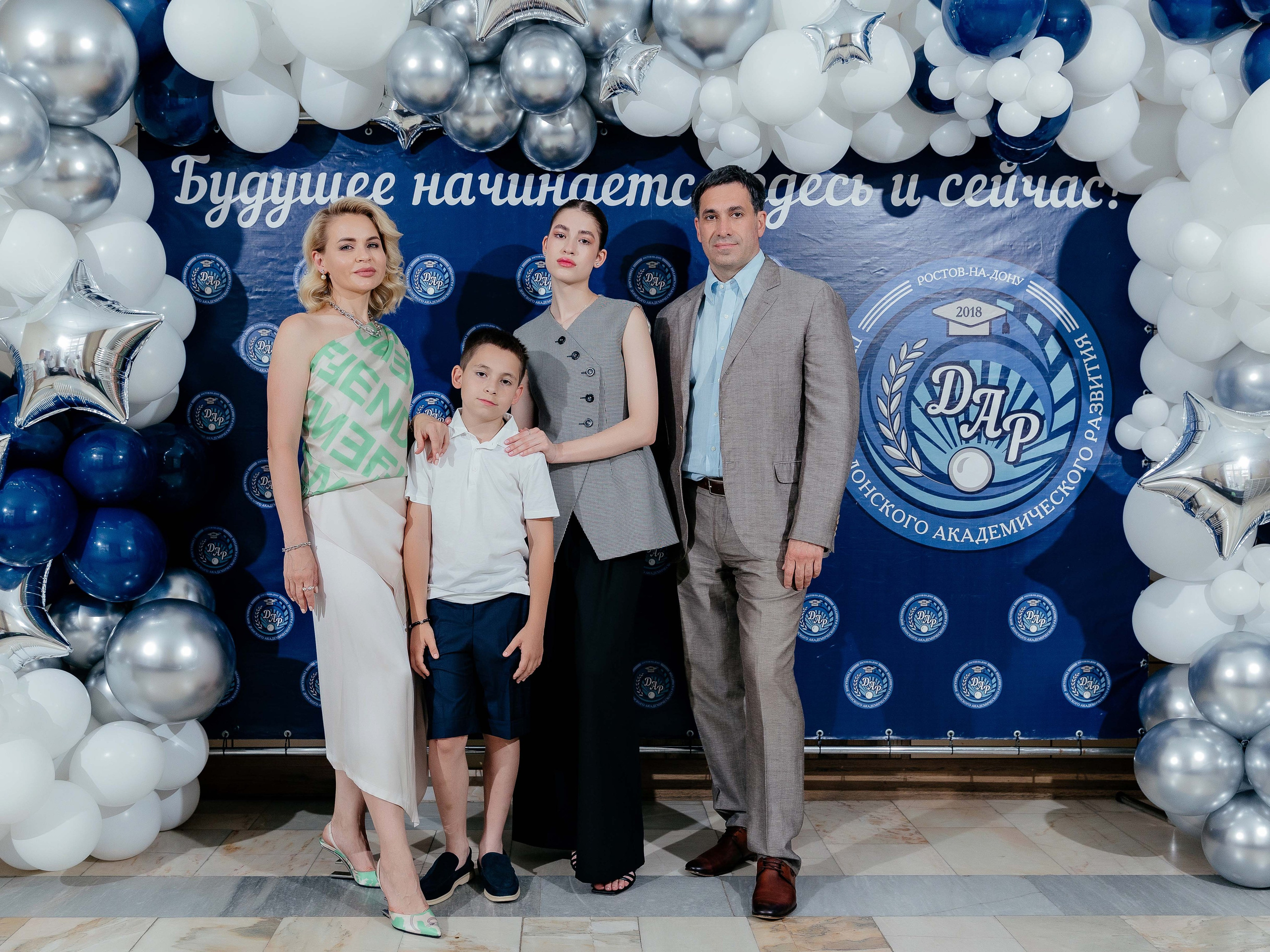 Школьный выпускной. Красильников Евгений — профессиональный фотограф в Ростове-на-Дону