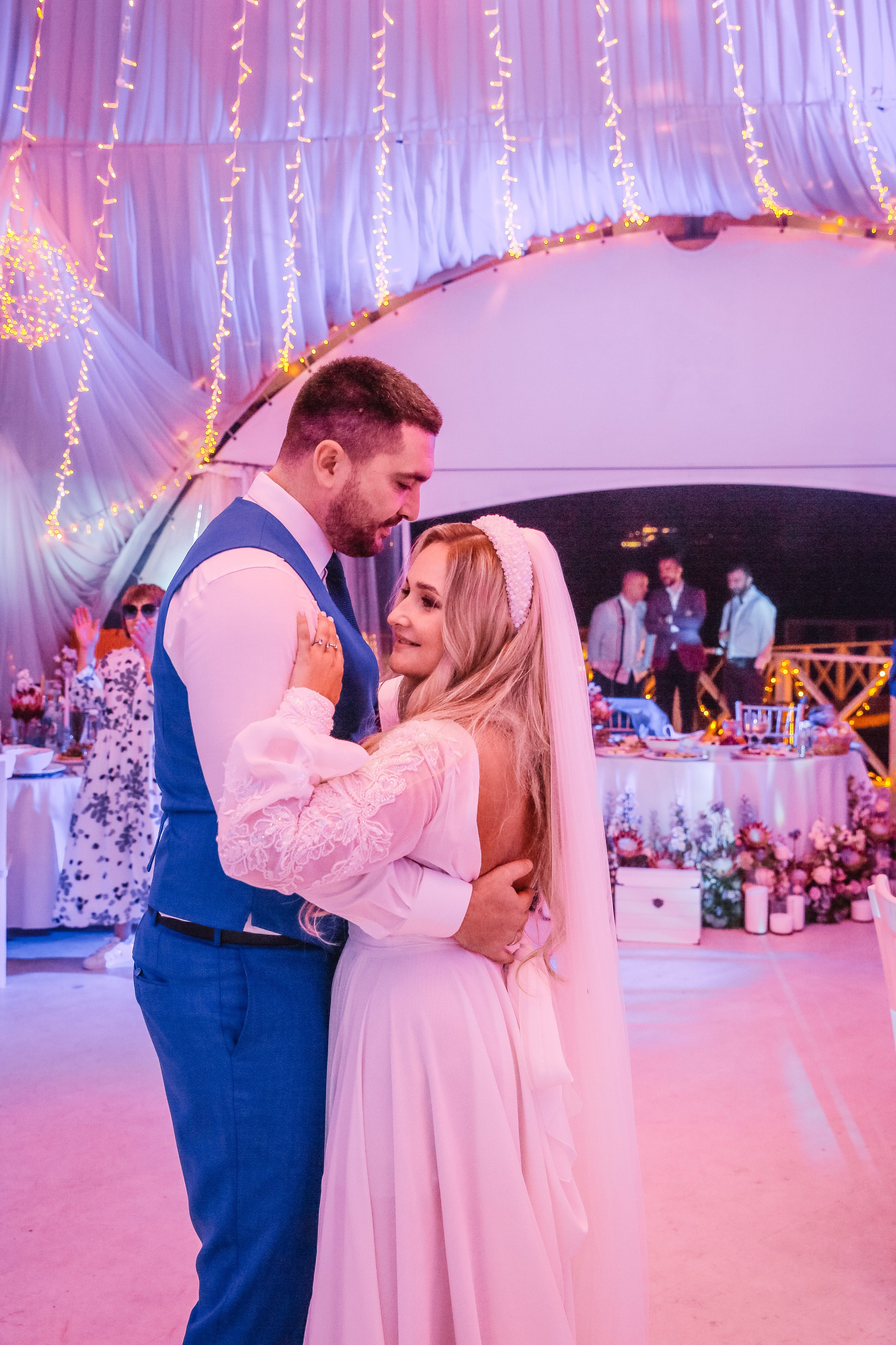 Сандро и Татьяна Swissotel Красные Холмы. Фотограф и видеограф Анна Домашенко