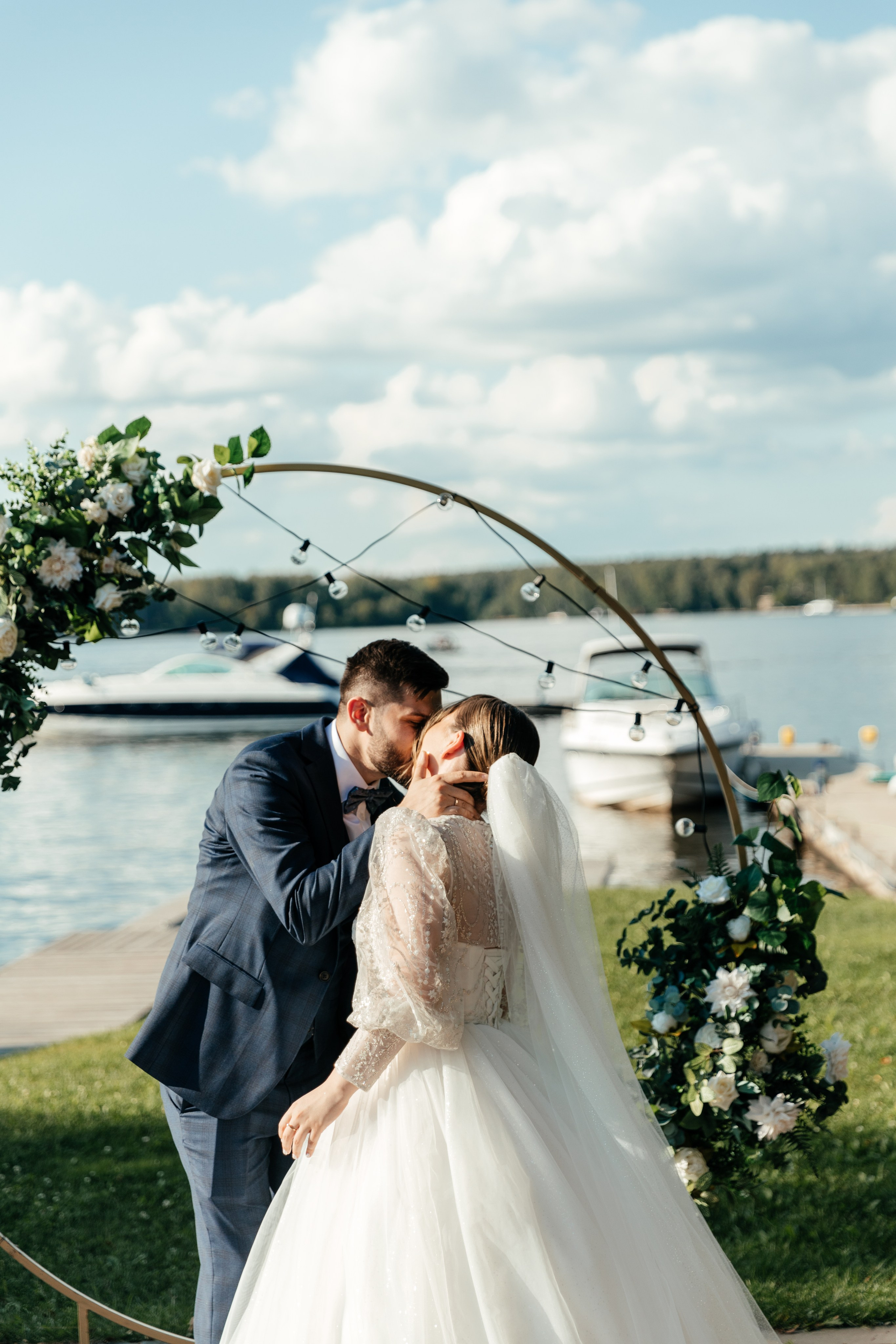 Настя и Витя | Rodina Yaht Club. Свадебный фотограф Ангелина Зотова | Обнинск, Москва, Калуга