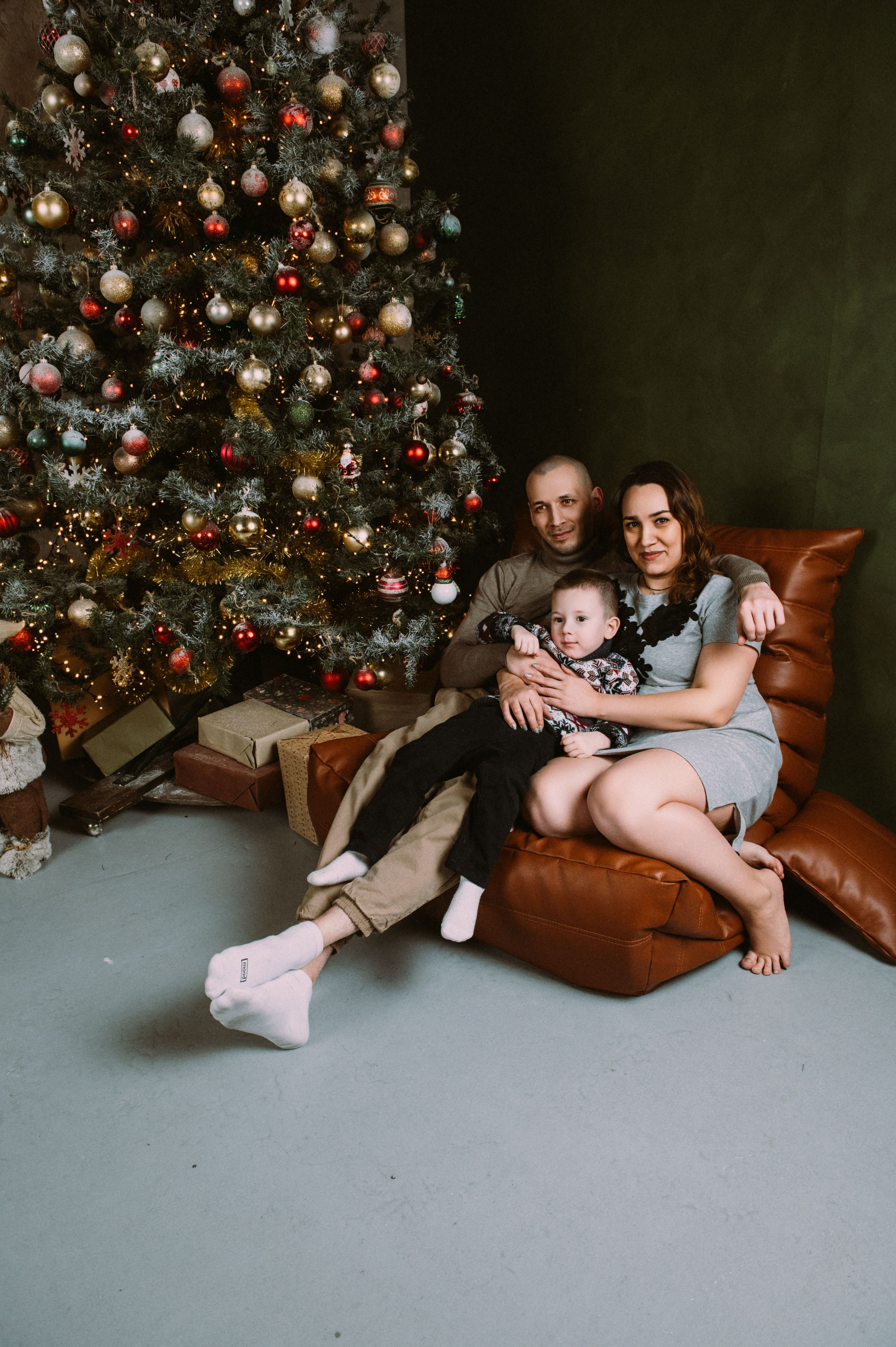Большая семья собралась вместе на Новый год. Фотограф в Сургуте Светлана Гибадуллина