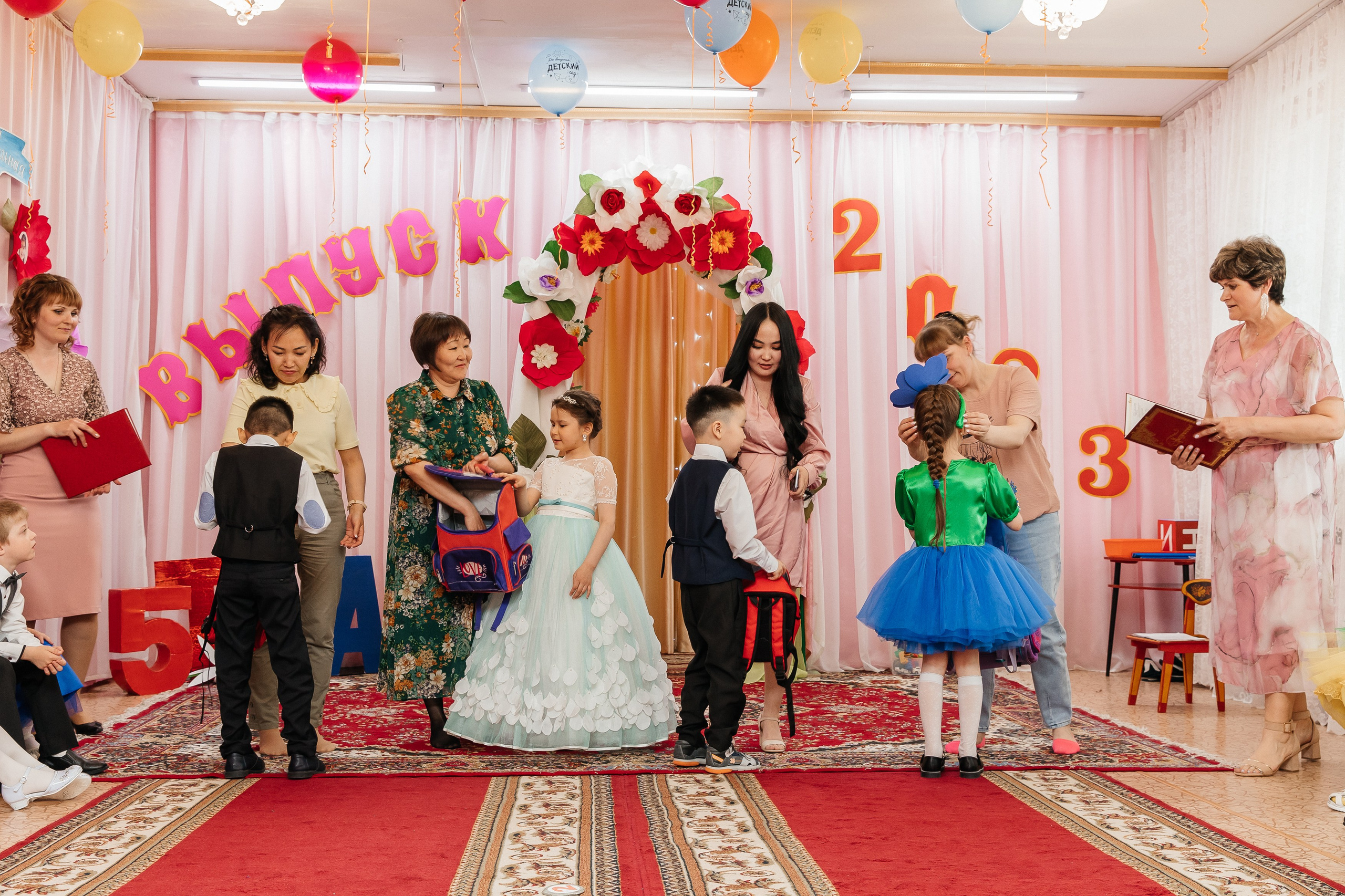 Выпускной Солнышко 2023. Воронистая Анастасия. Фотограф Якутия, Томпонский район