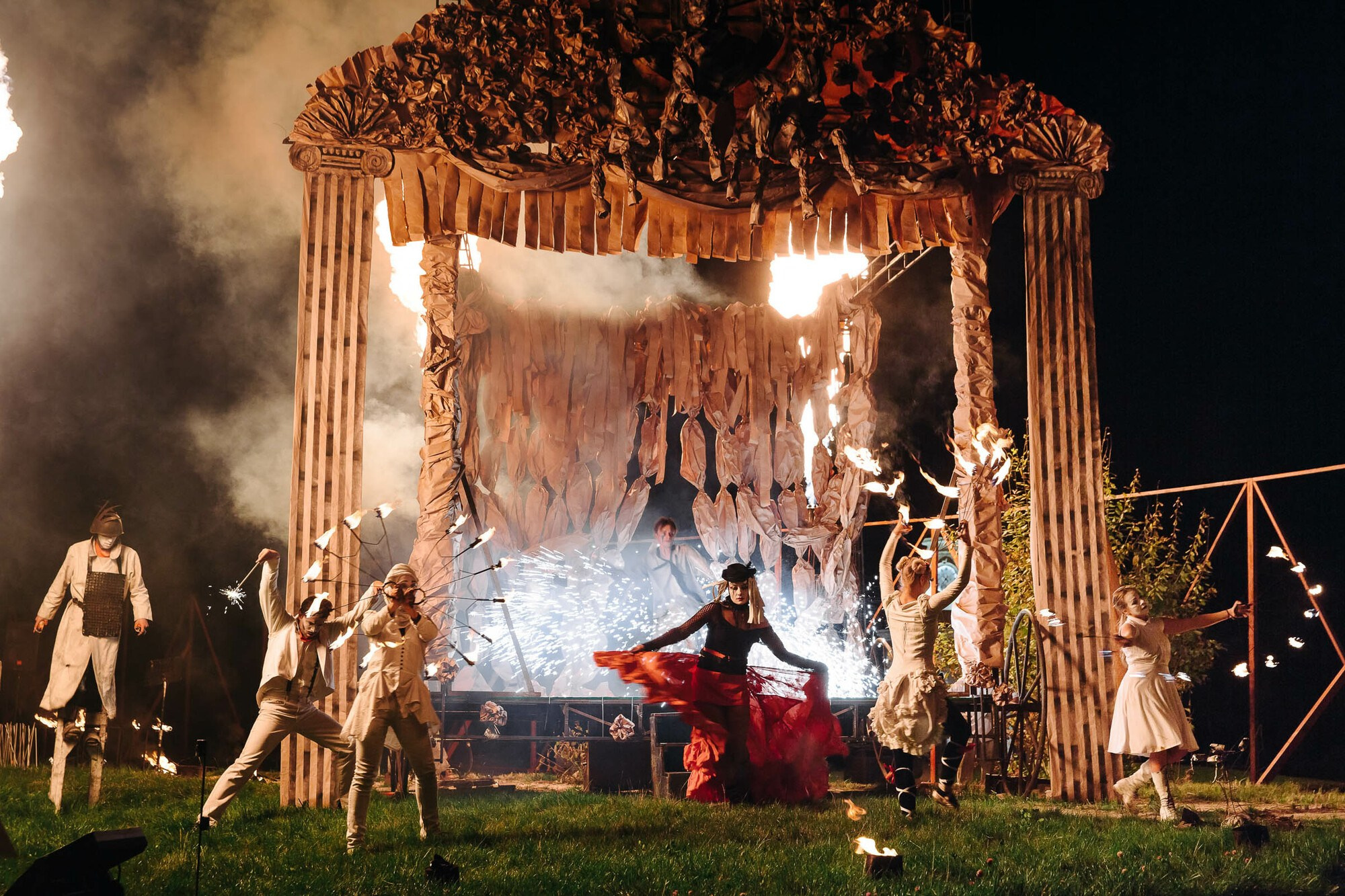 Свадьба в Москве, магический дом. Свадебный фотограф в Санкт-Петербурге и Москве Андрей Нестеров