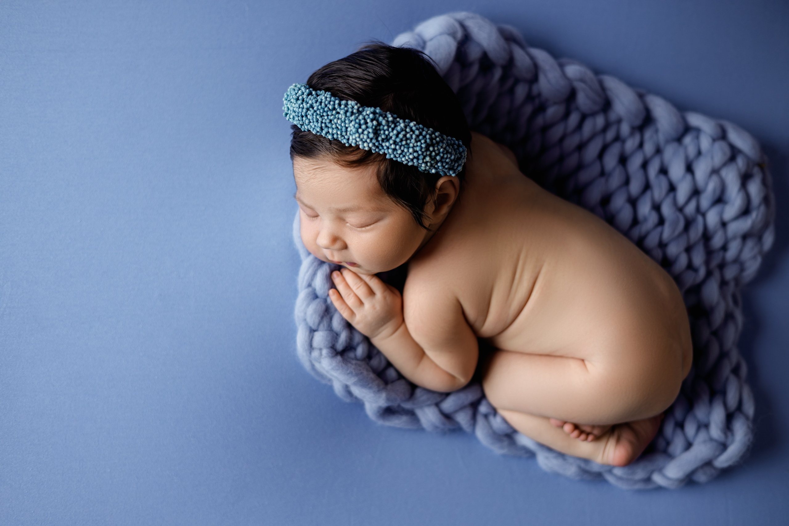 Василиса. Евгения Горбунова фотограф новорожденных в Новом Уренгое