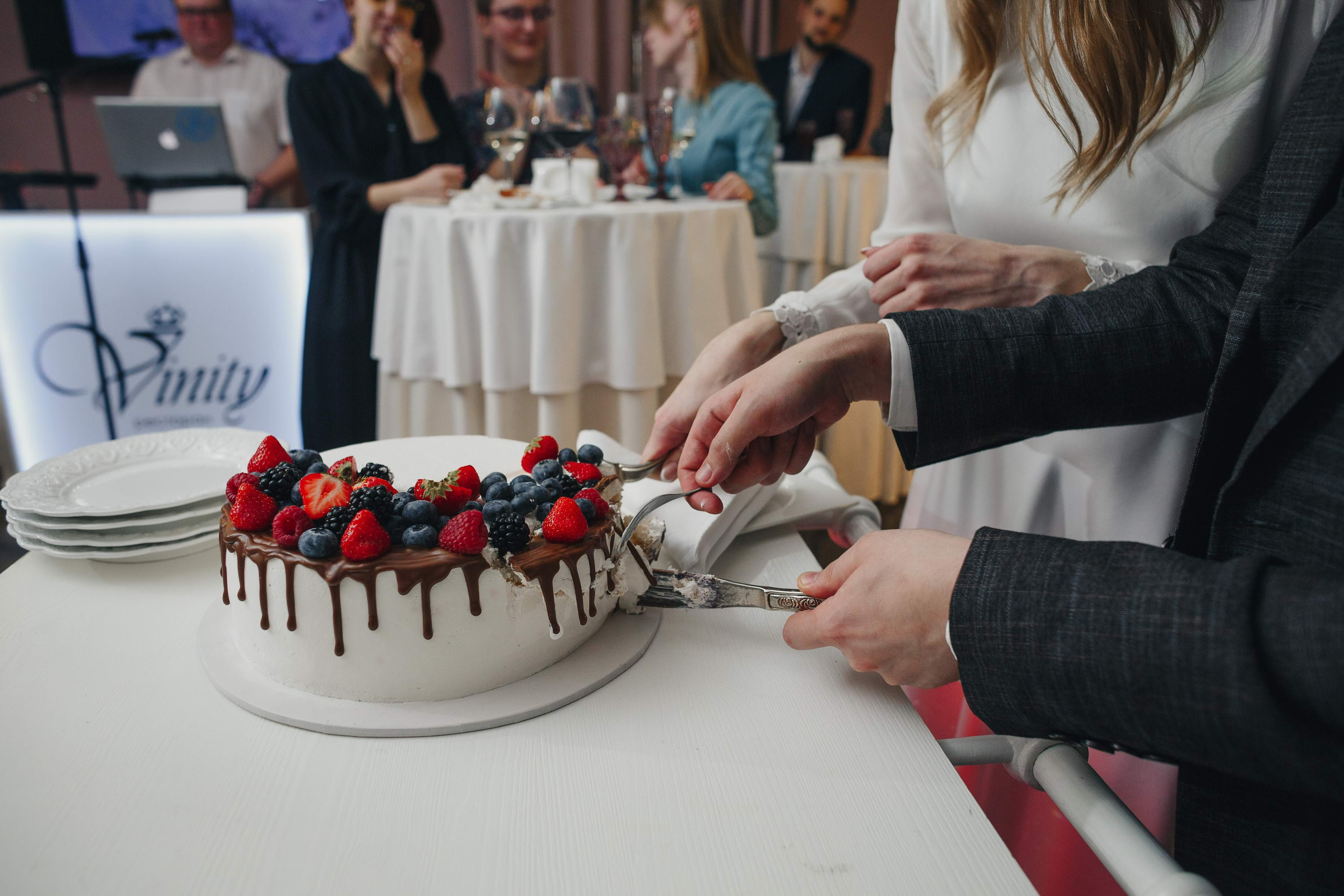 Красивая свадьба. Свадебный фотограф Игорь Брундасов 8PHOTO на свадьбу венчание загс СПб