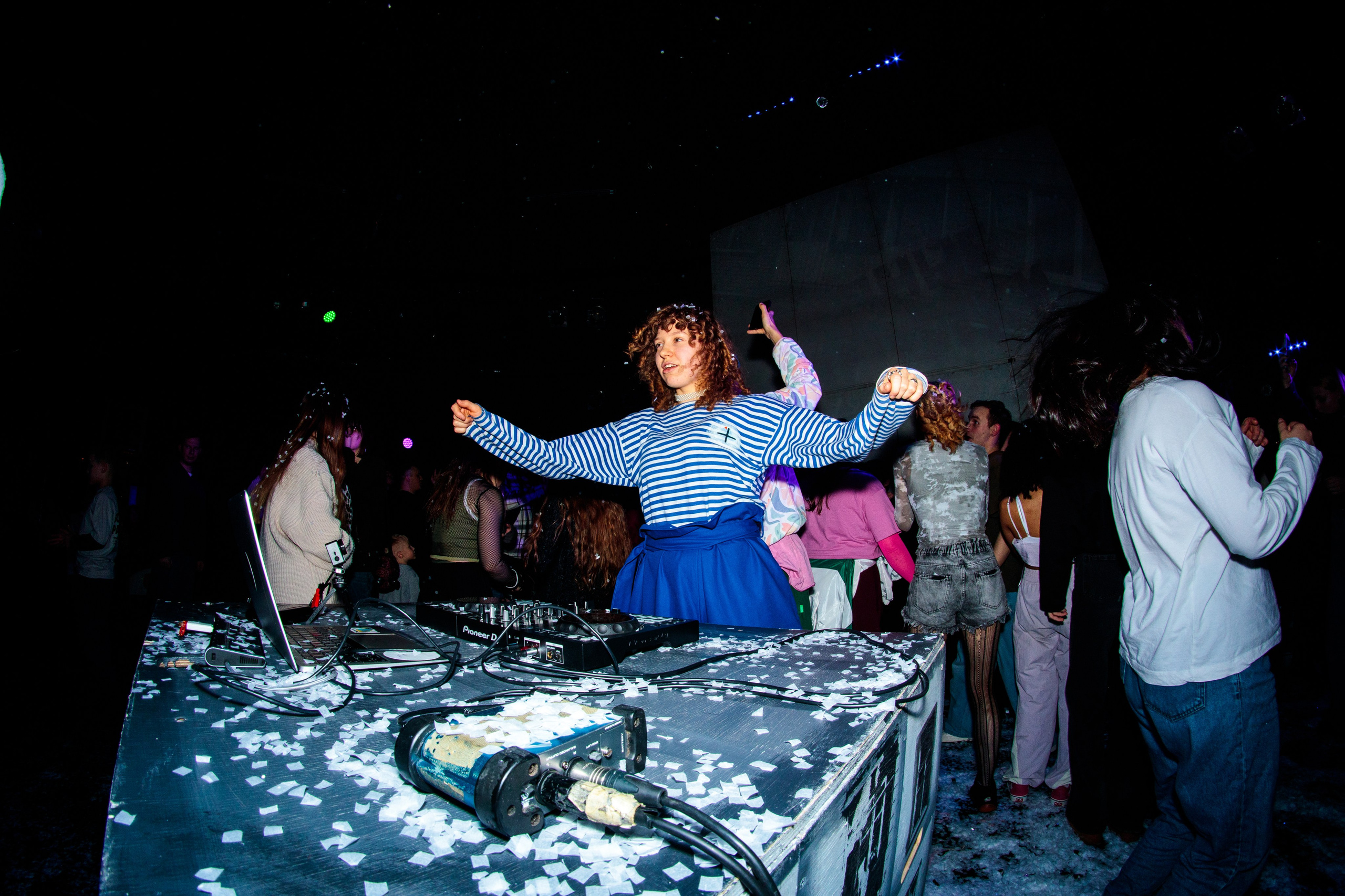 Афтепати в Upsala. Портретный и концертный фотограф в Санкт-Петербурге Егор Телятников