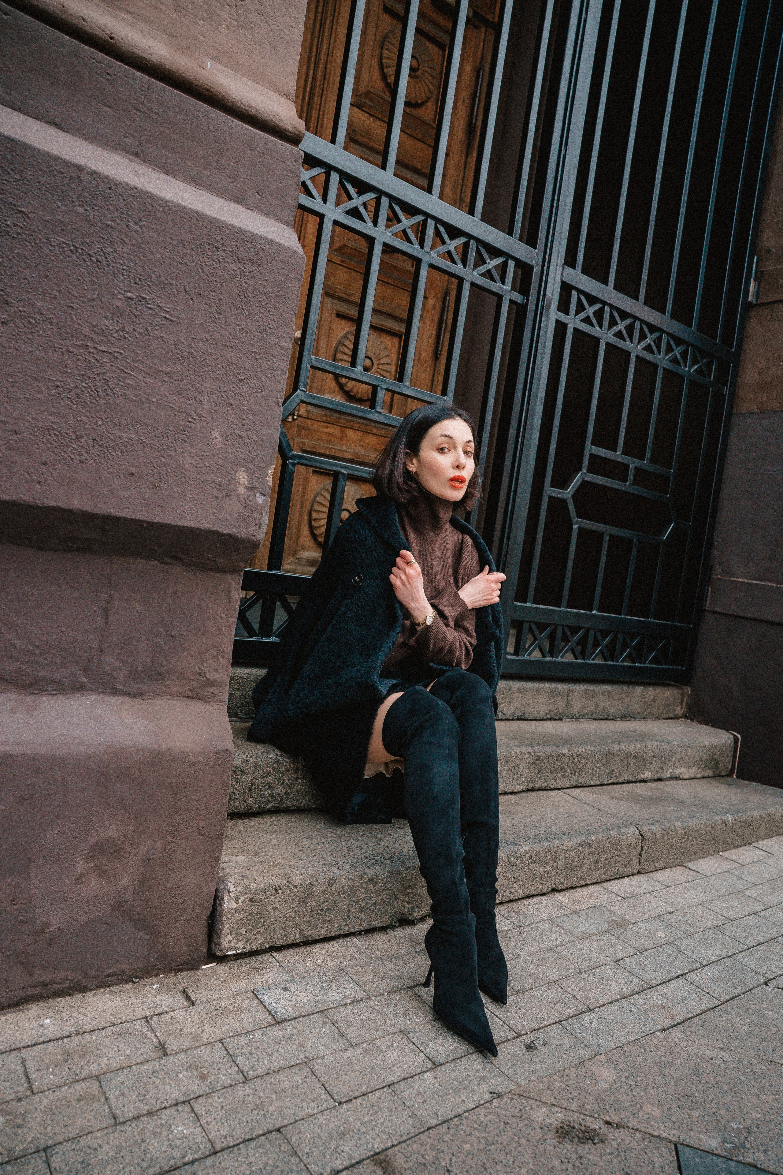 ОЛЯ. Я фотограф из Москвы к Вашим услугам