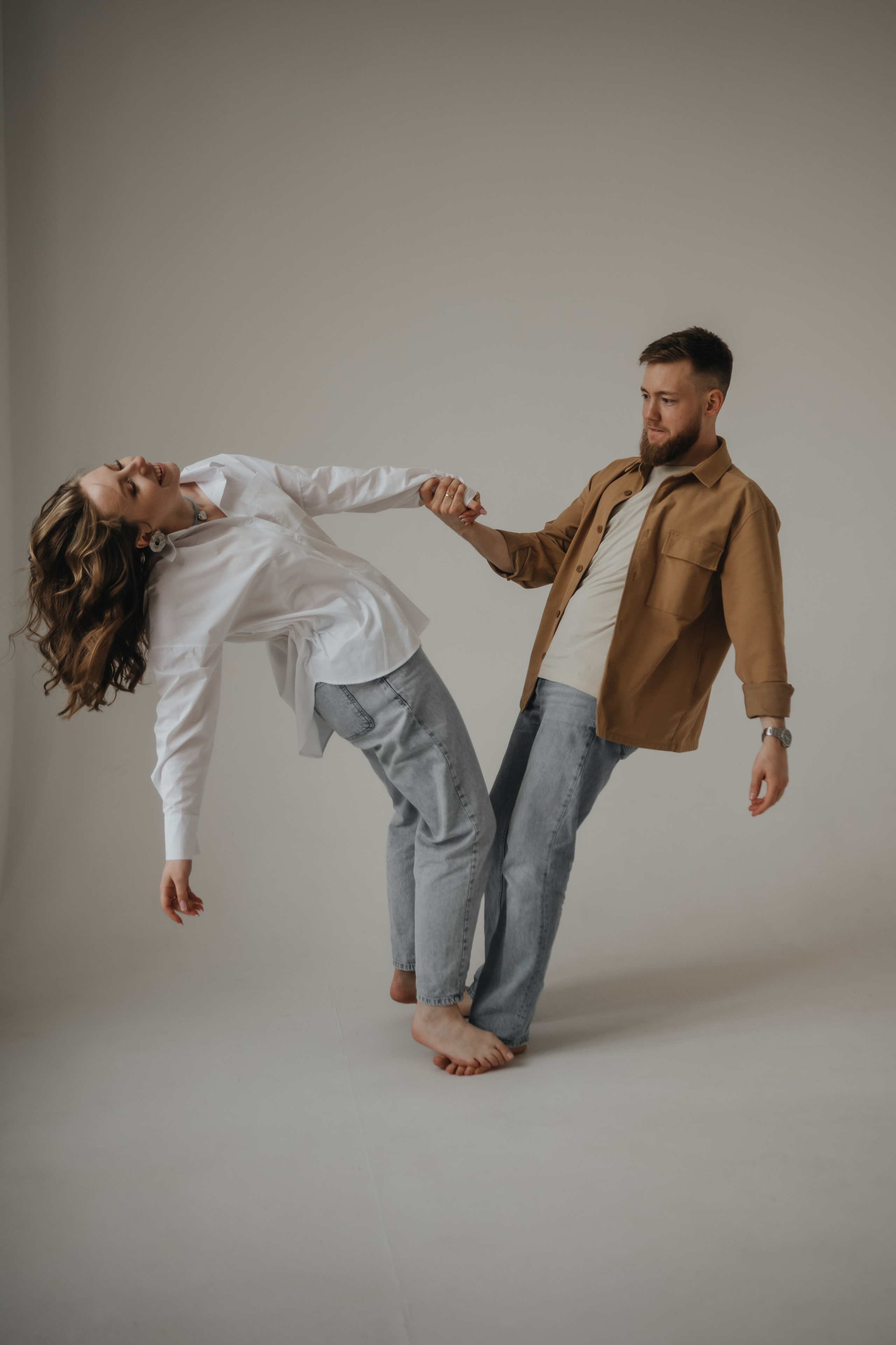 Love Story фотосессия в студии. Свадебный и семейный фотограф и видеограф, Крым, Москва, Санкт -Петербург