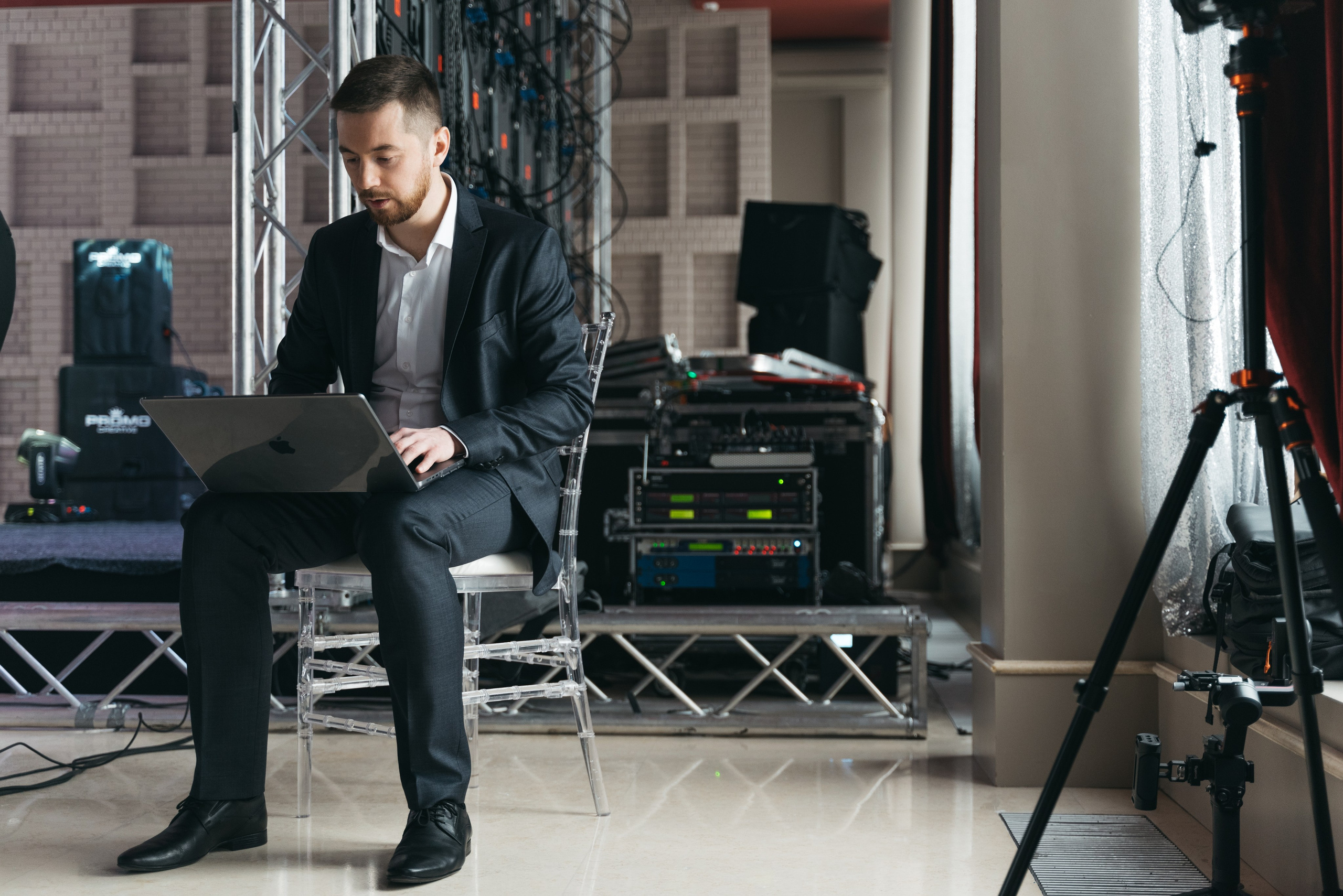 Backstage 23.03.24. Репортажный и свадебный фотограф в Сургуте