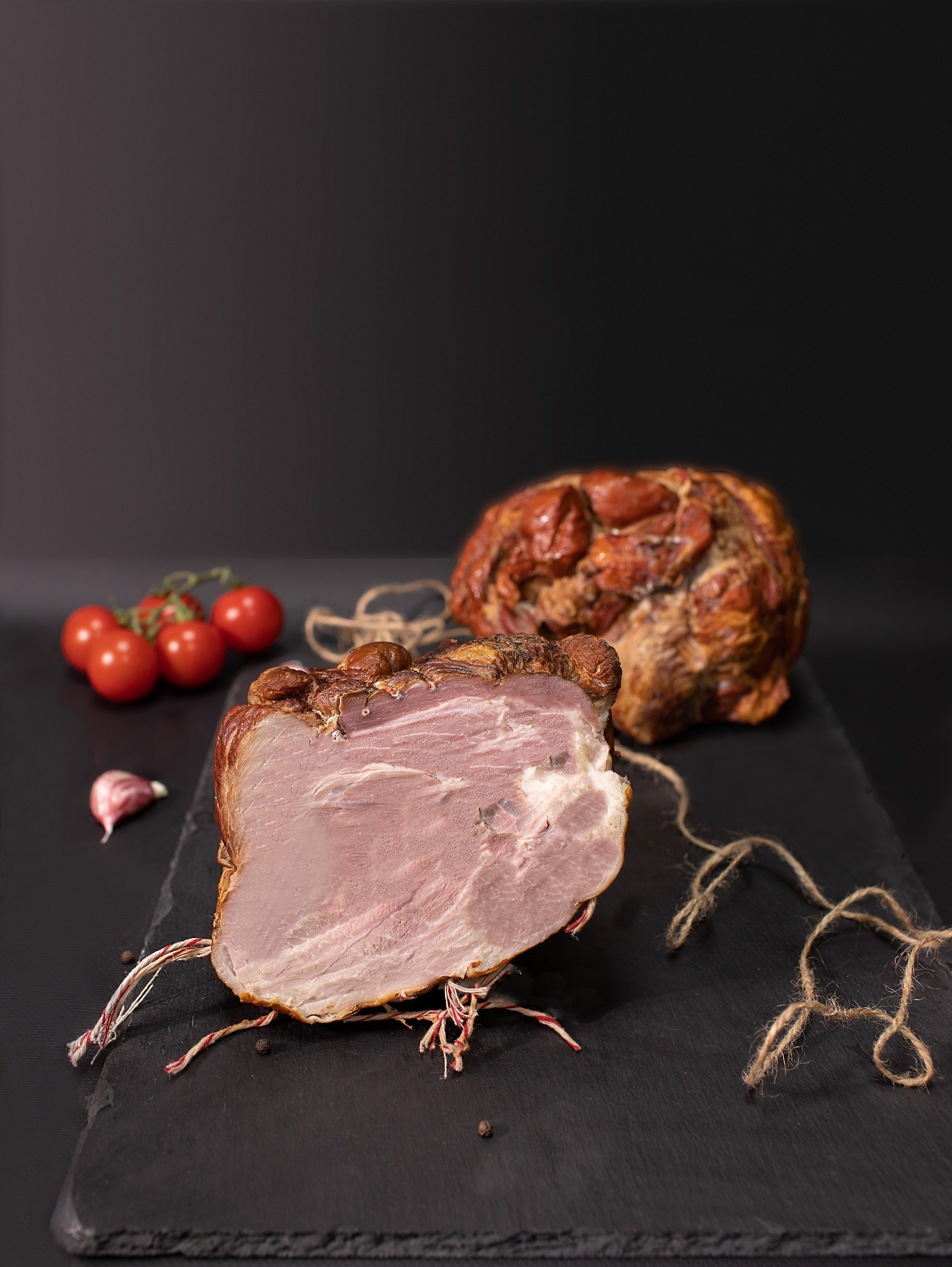 Колбасы для странички вк. Предметная фотография