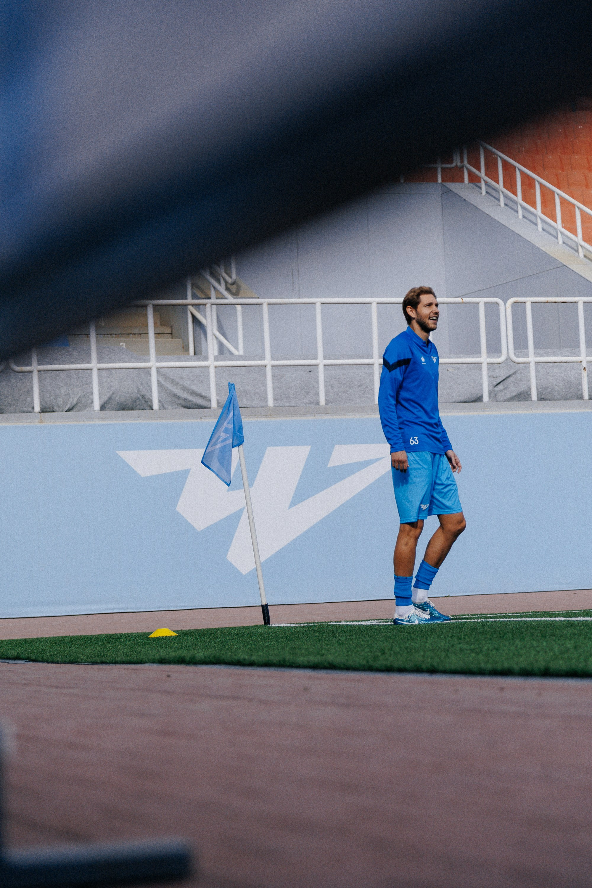 ФК ЧЕЛЯБИНСК Х ФК ВОЛГА. Репортажный фотограф Макс Брагин