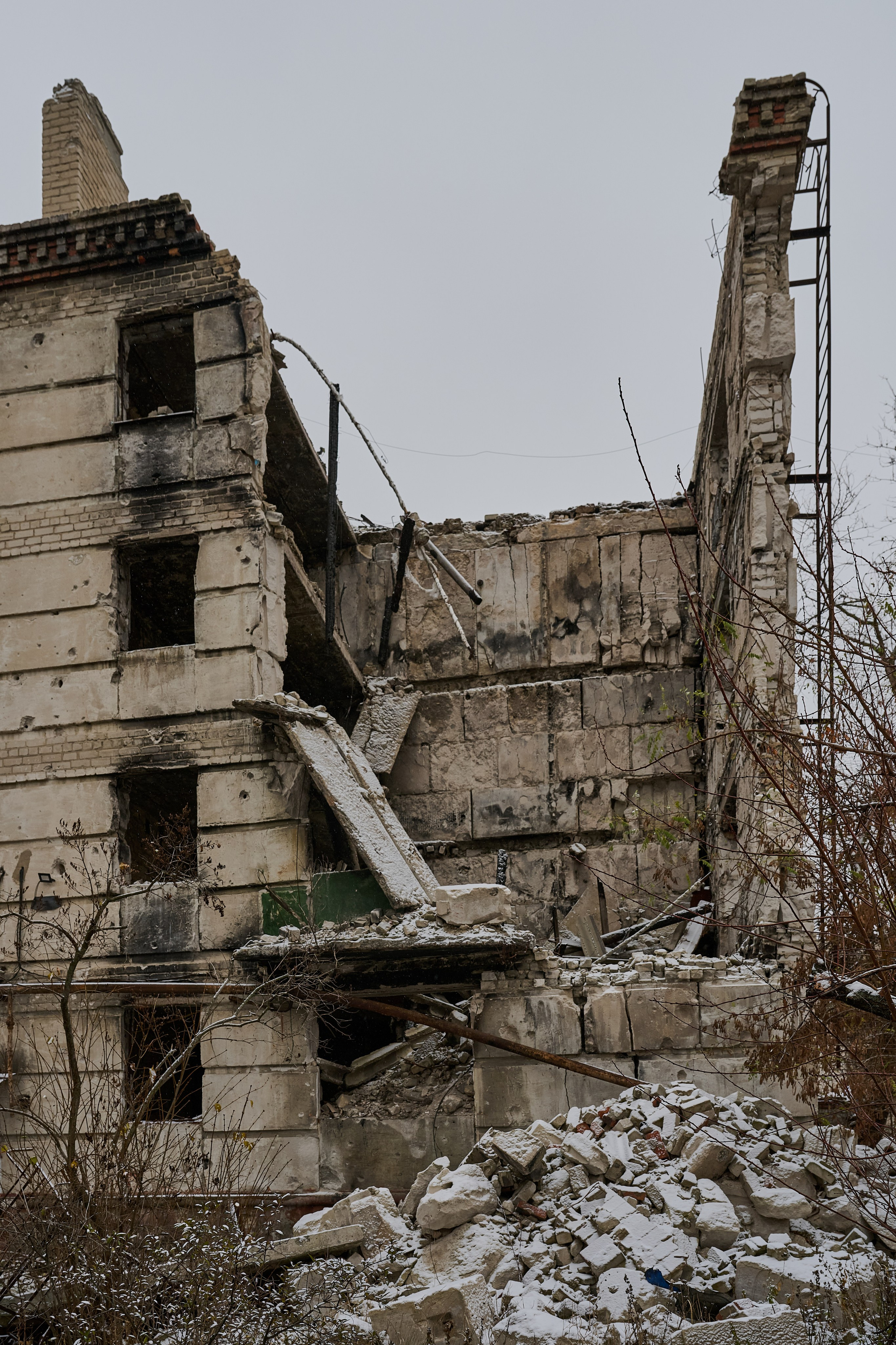 Северодонецк (Луганская область). Декабрь 2024. Фотограф Роман Адлер